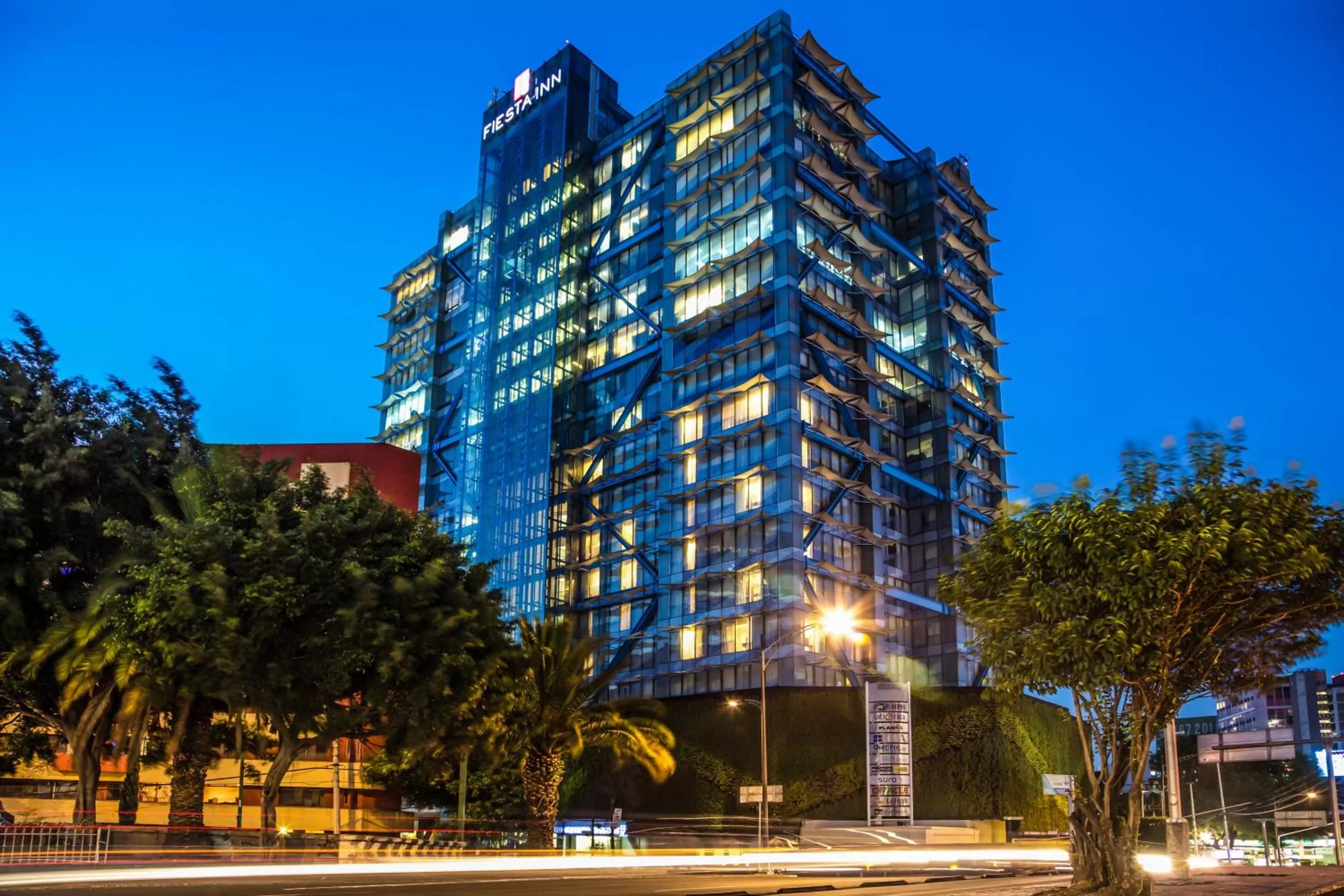 Property building in Fiesta Inn Insurgentes Viaducto