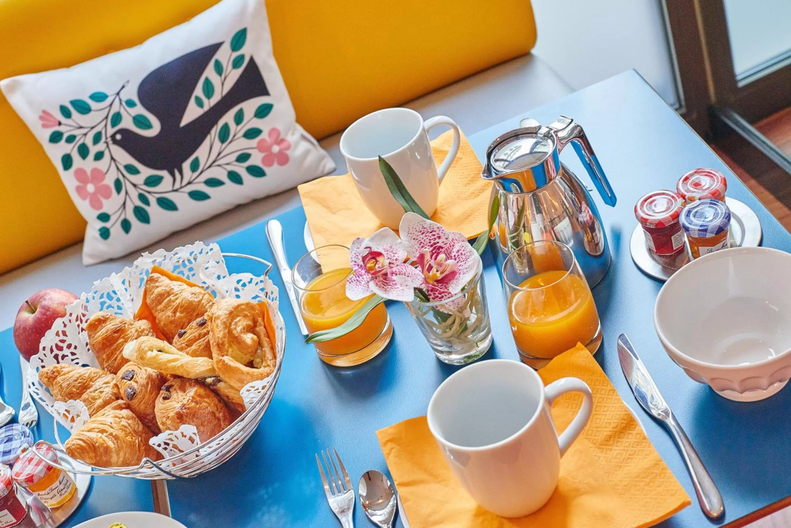 Buffet breakfast in Hôtel Augustin - Astotel