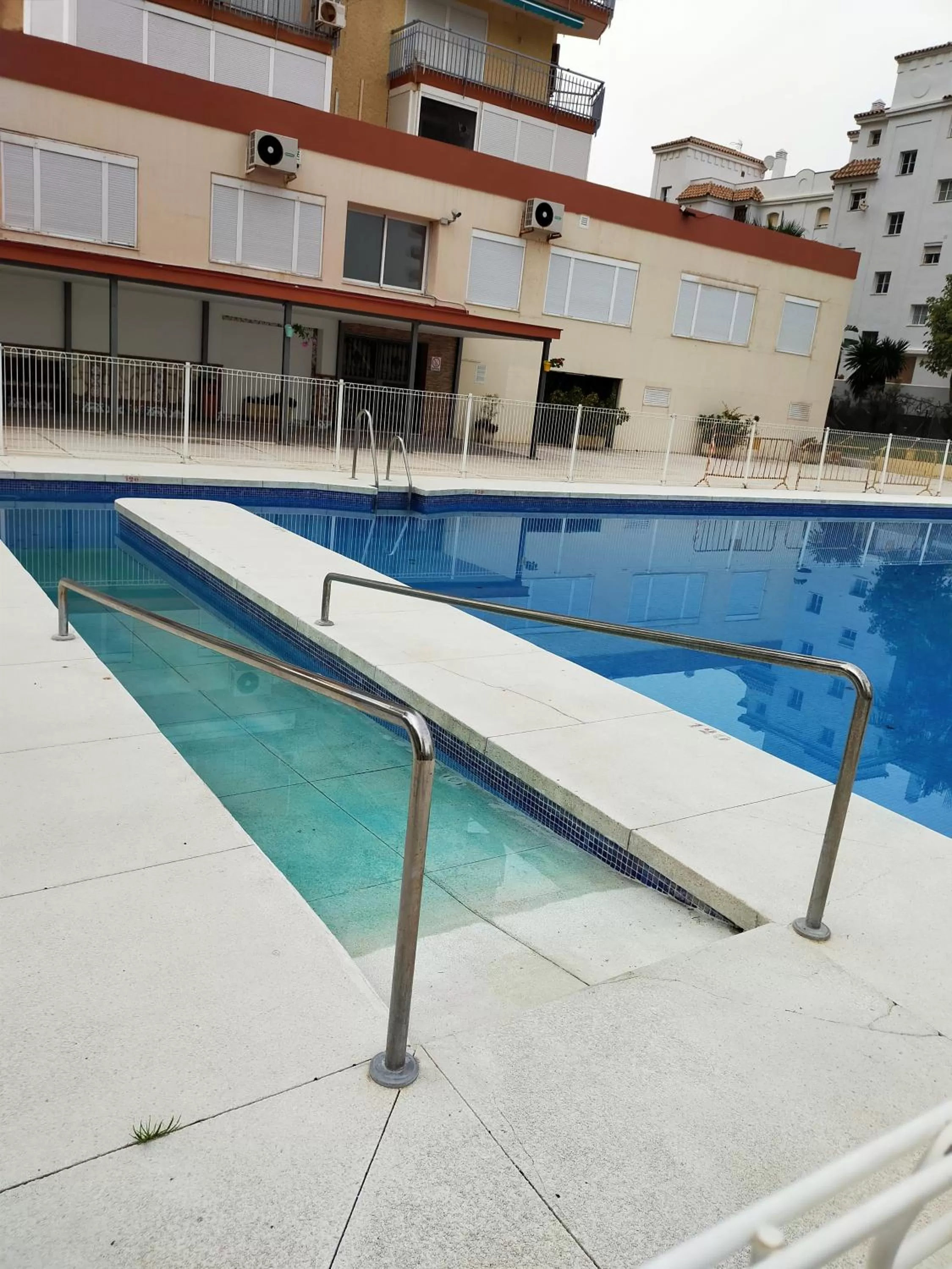 Swimming Pool in Benalmadena ,apartamento-Estudio primera Línea de Playa