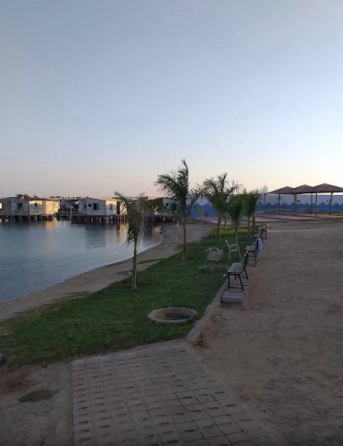 Beach in Happiness Chalet 512