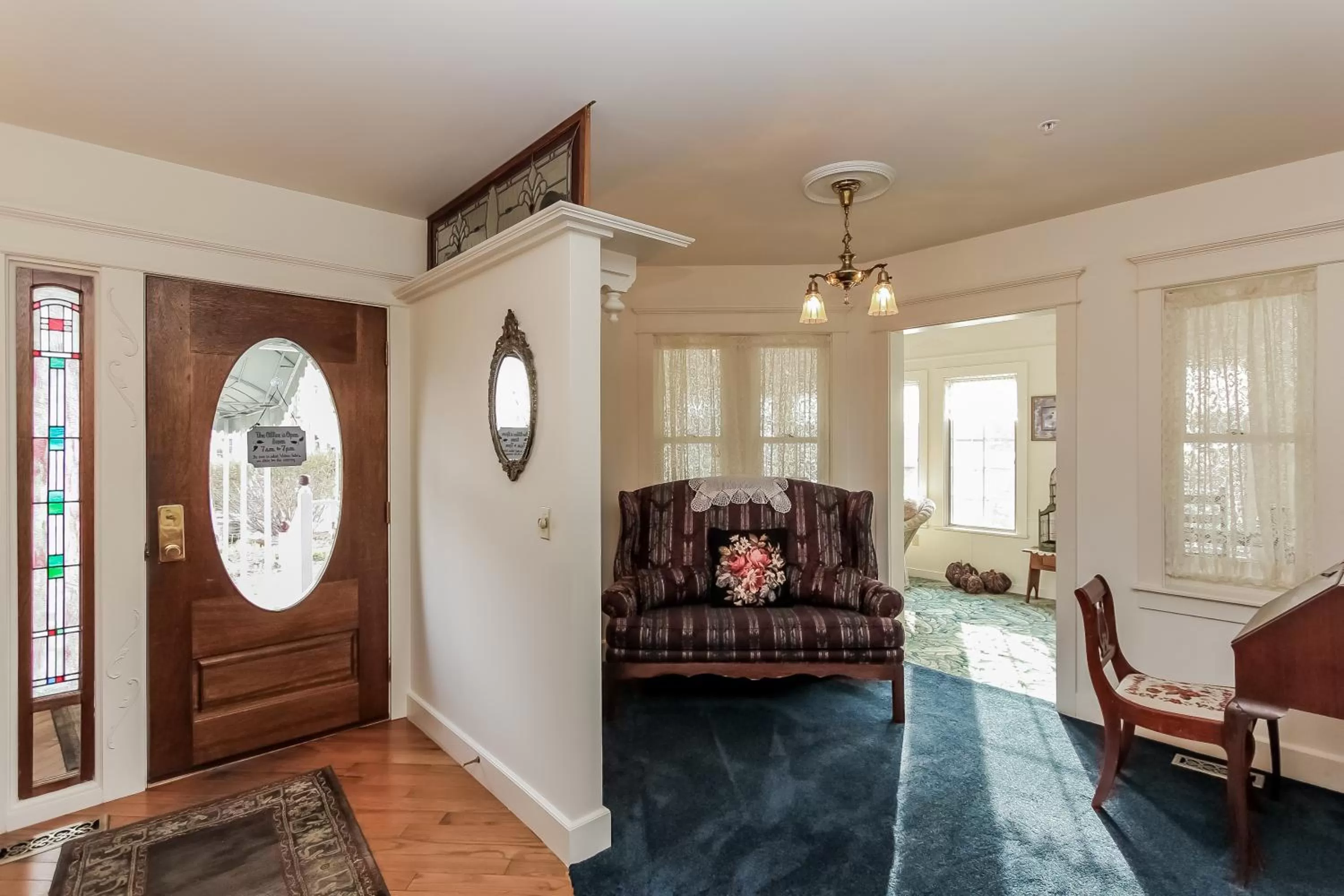 Facade/entrance in Yelton Manor Bed and Breakfast