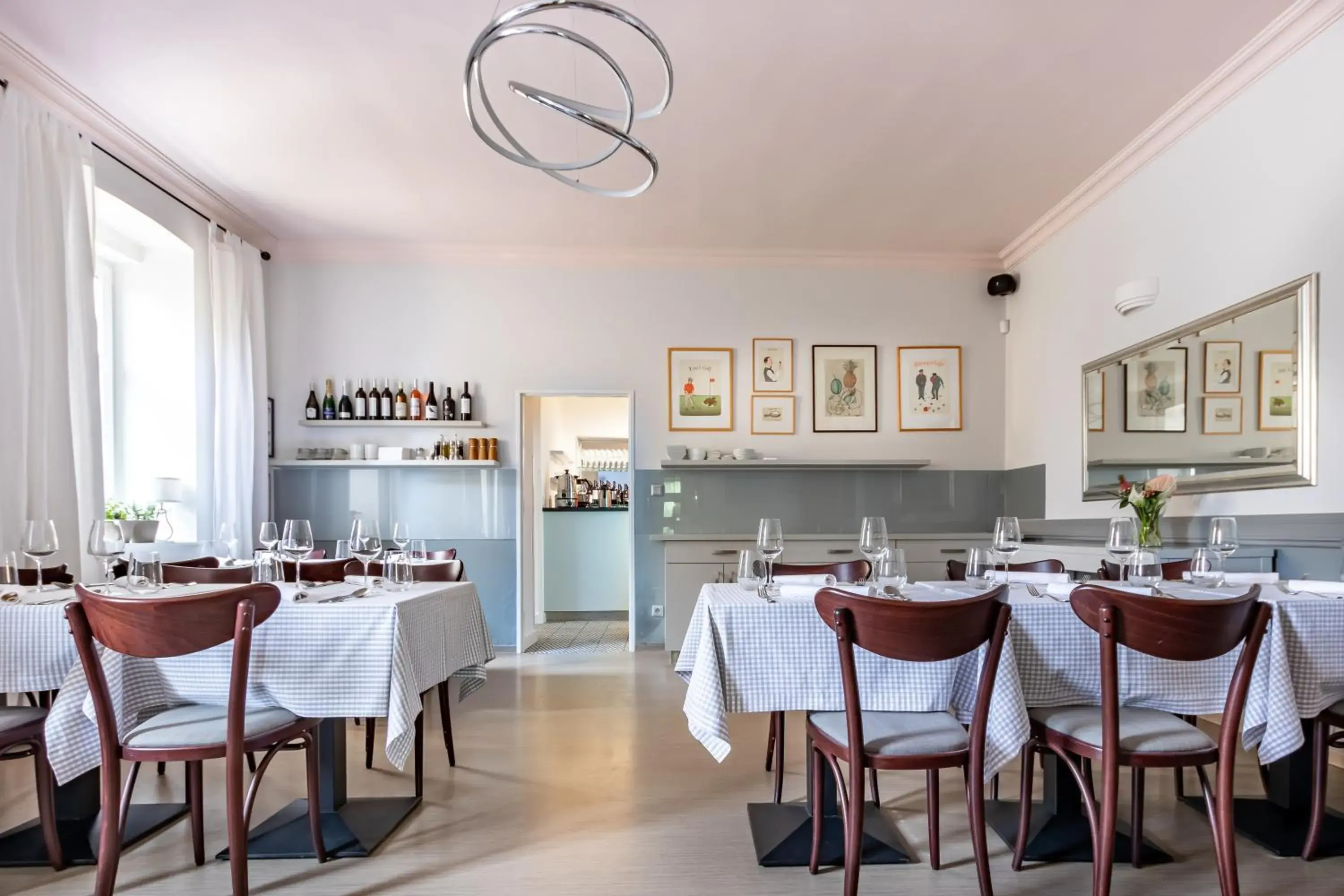 Restaurant/Places to Eat in Boutique Hotel SwissHouse