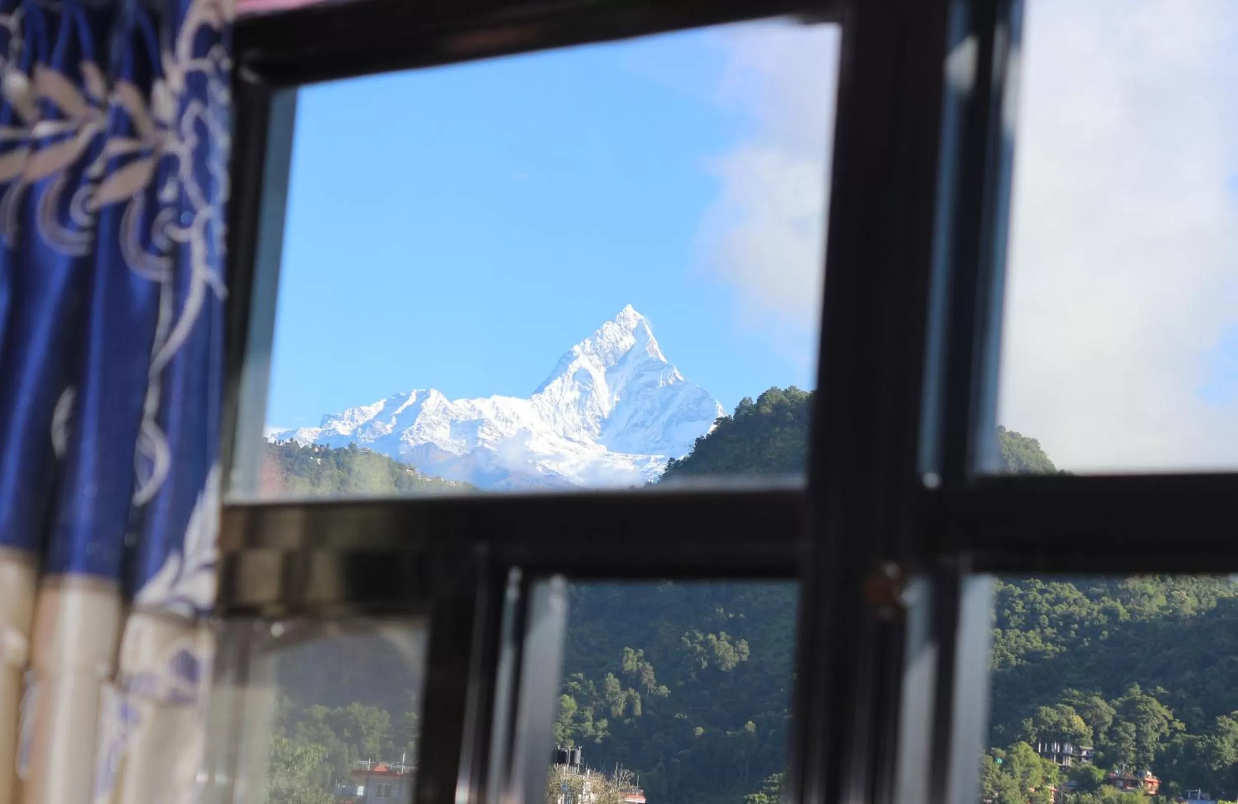 Mountain view in Hotel Buttercup