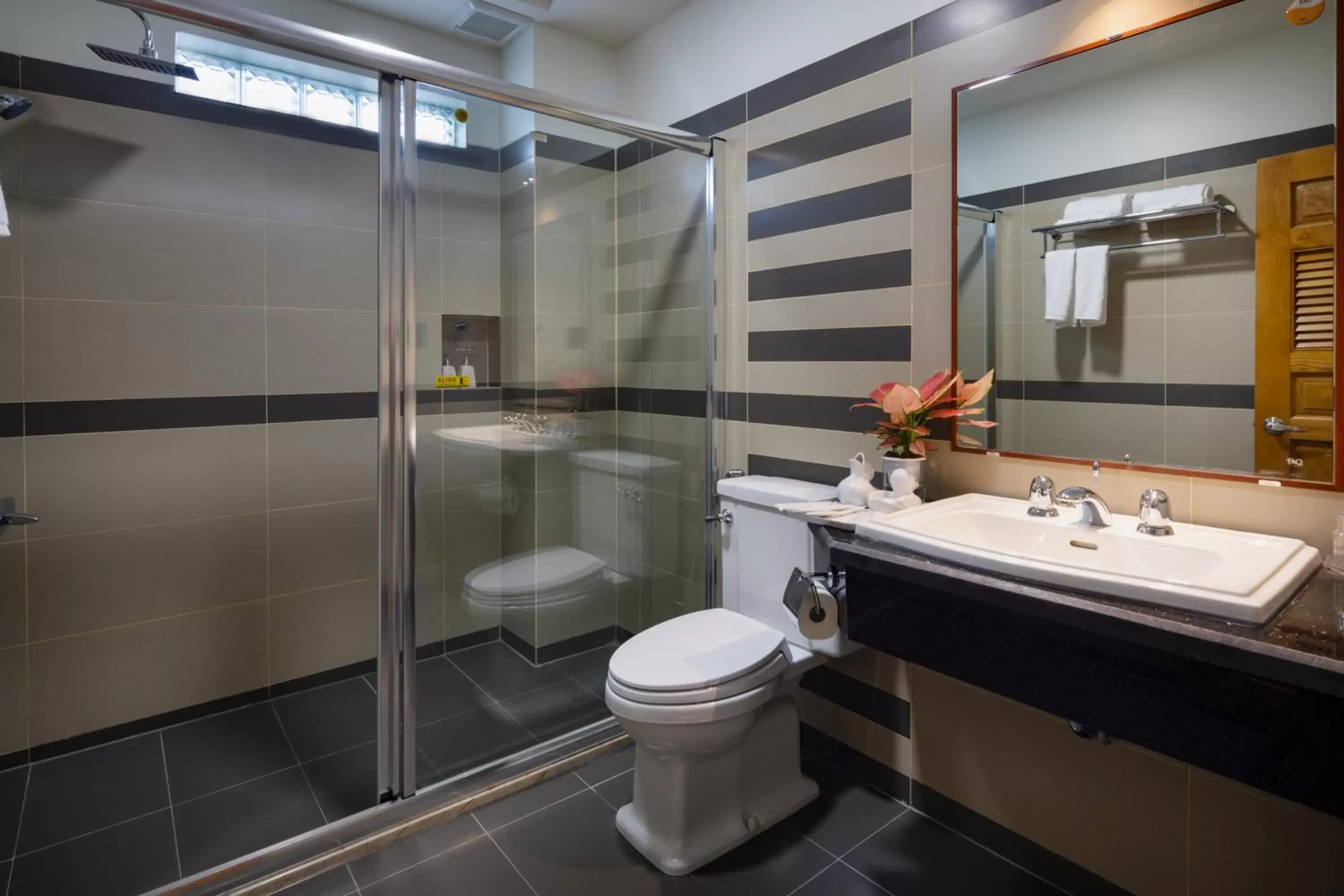 LARA HOTEL LONG XUYÊN LARA HOTEL LONG XUYÊN