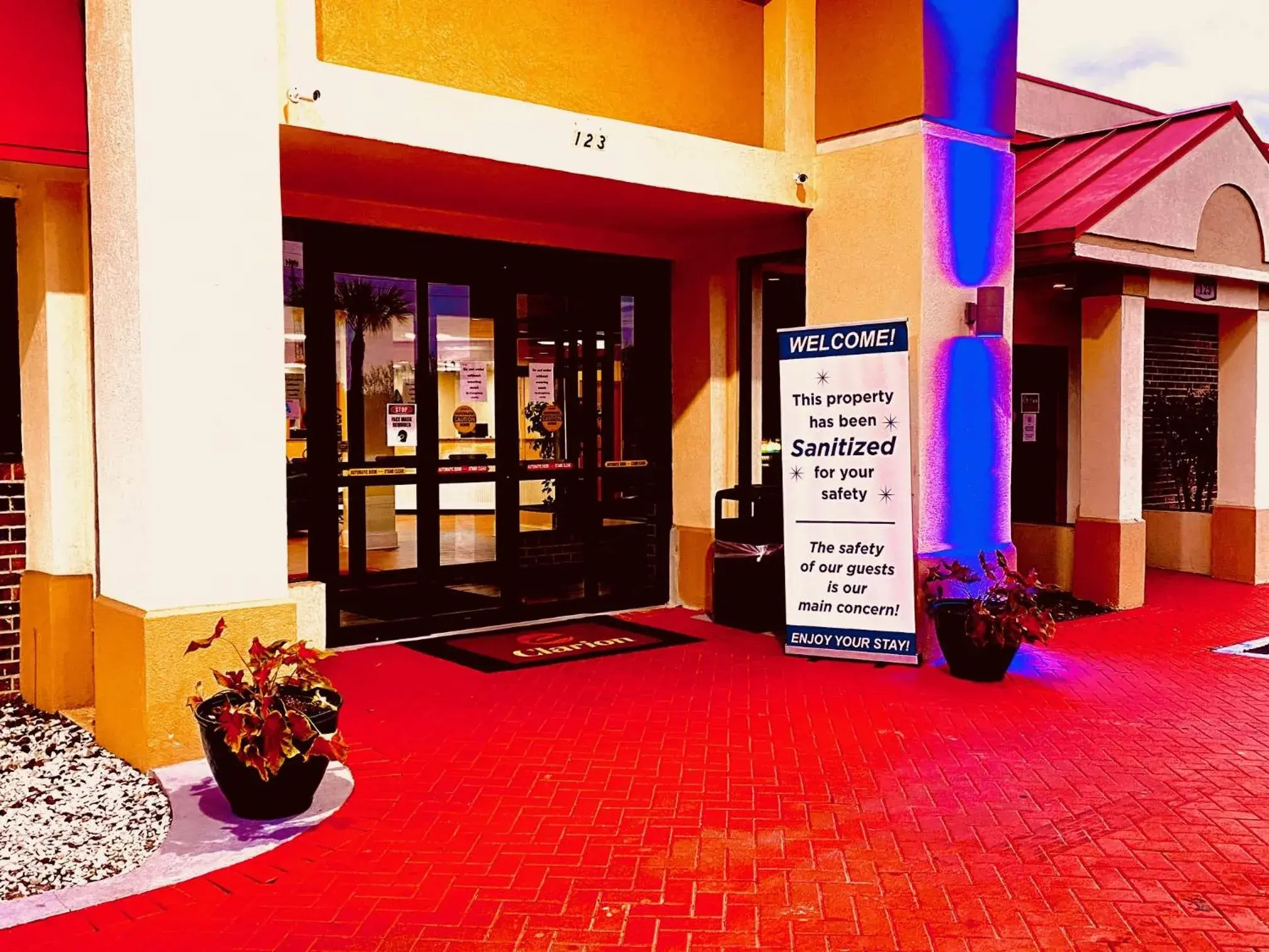 Restaurant/places to eat in Rodeway Inn Santee I-95 Restaurant/places to eat in Rodeway Inn Santee I-95