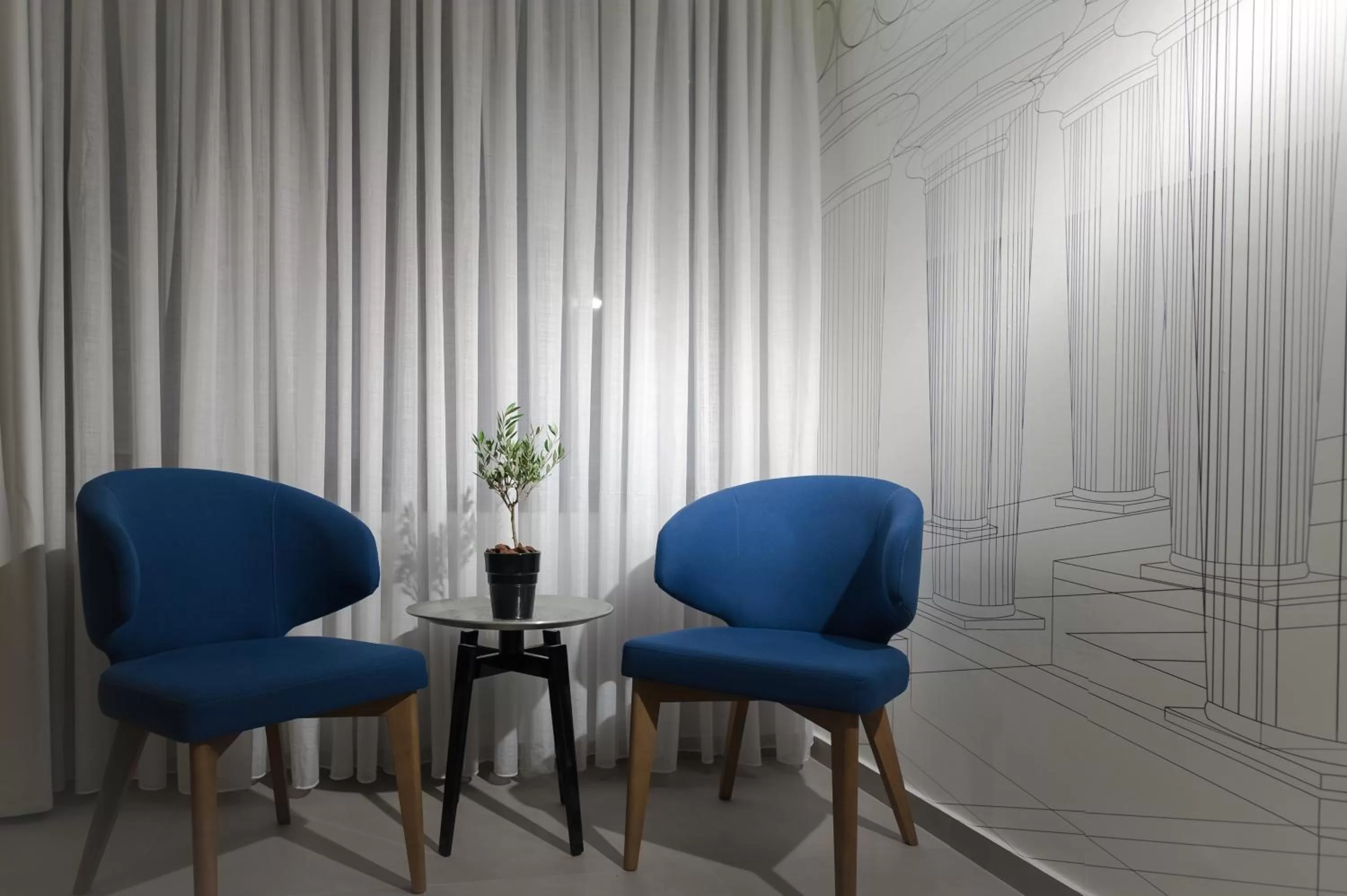 Seating area in Lavris City Suites