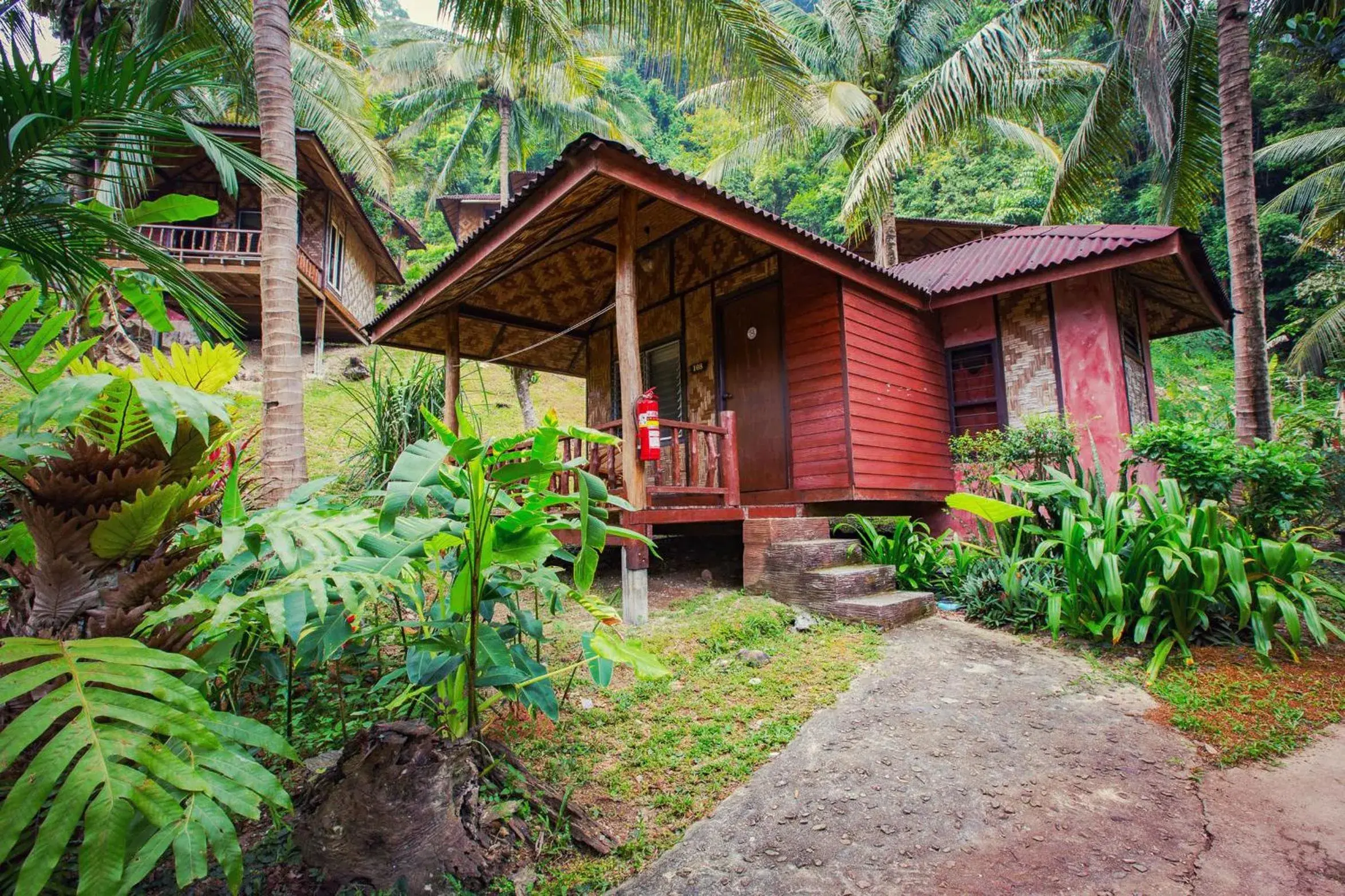 Garden, Property Building in Railay Garden View Resort