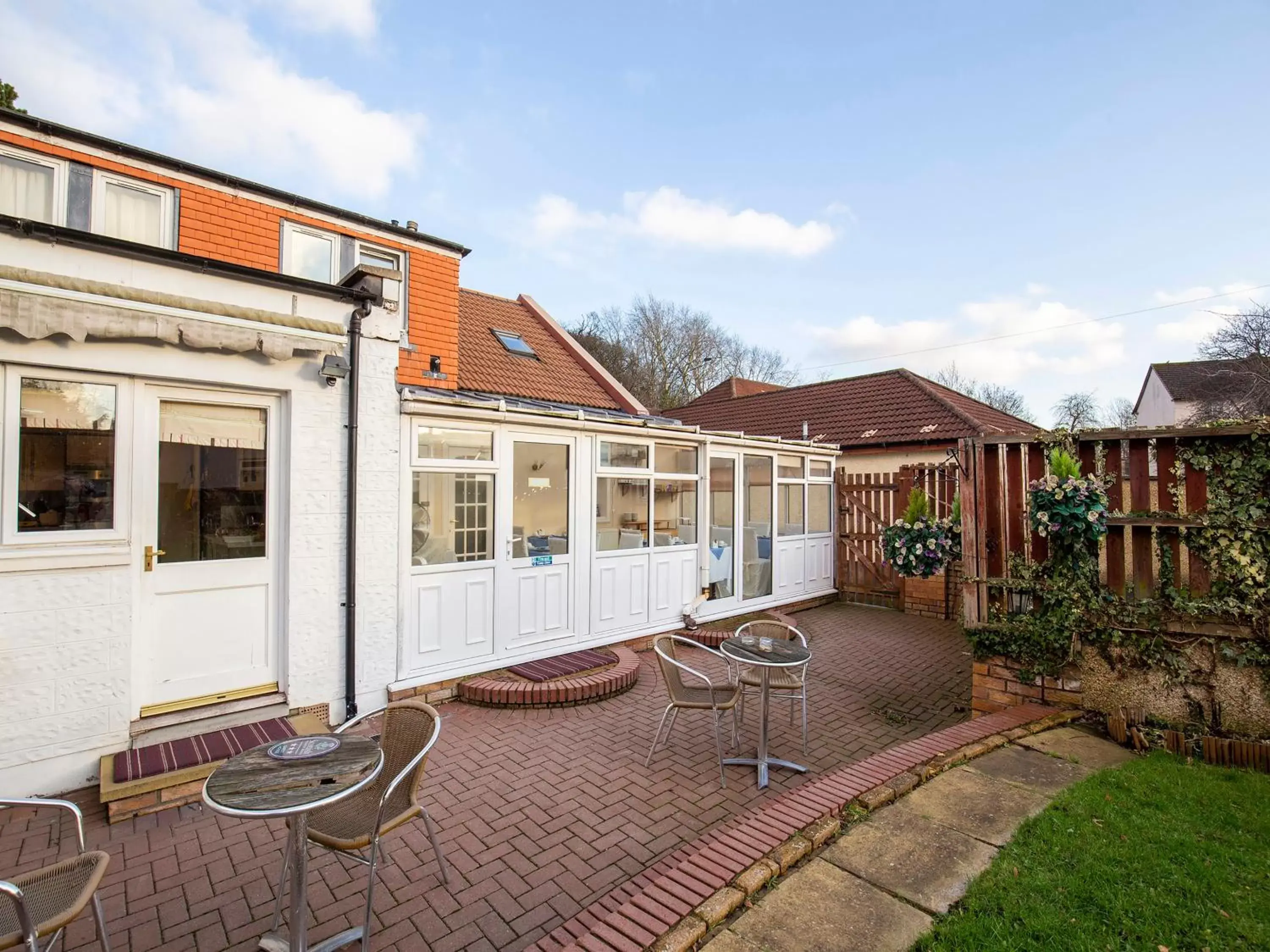 Patio, Property Building in OYO Arden Guest House, Craigmillar Castle Edinburgh