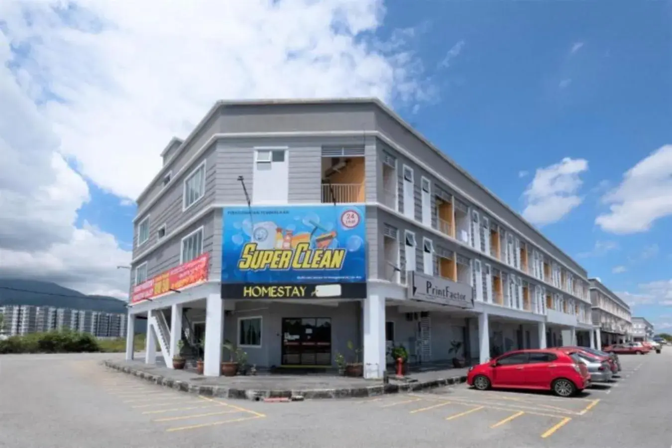 Facade/entrance, Property Building in Summer Hotel