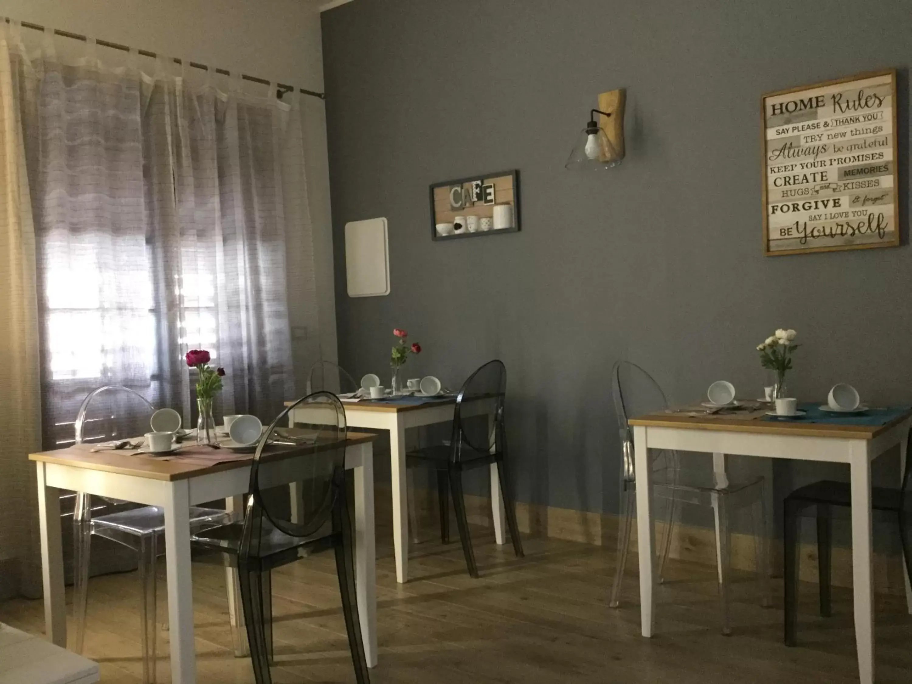 Restaurant/Places to Eat in MAISON MARIANNA B&B - ETNA -