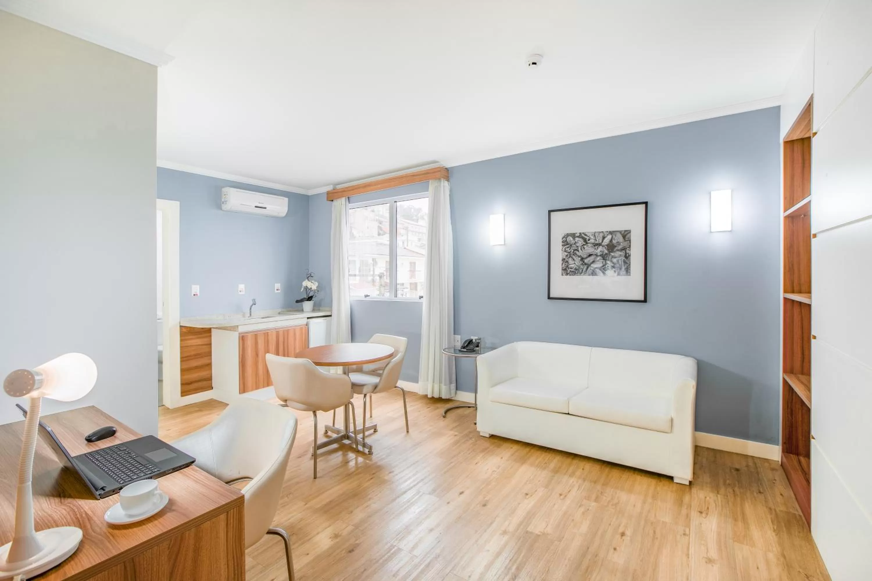 Living room in Iate Hotel Centro Florianópolis