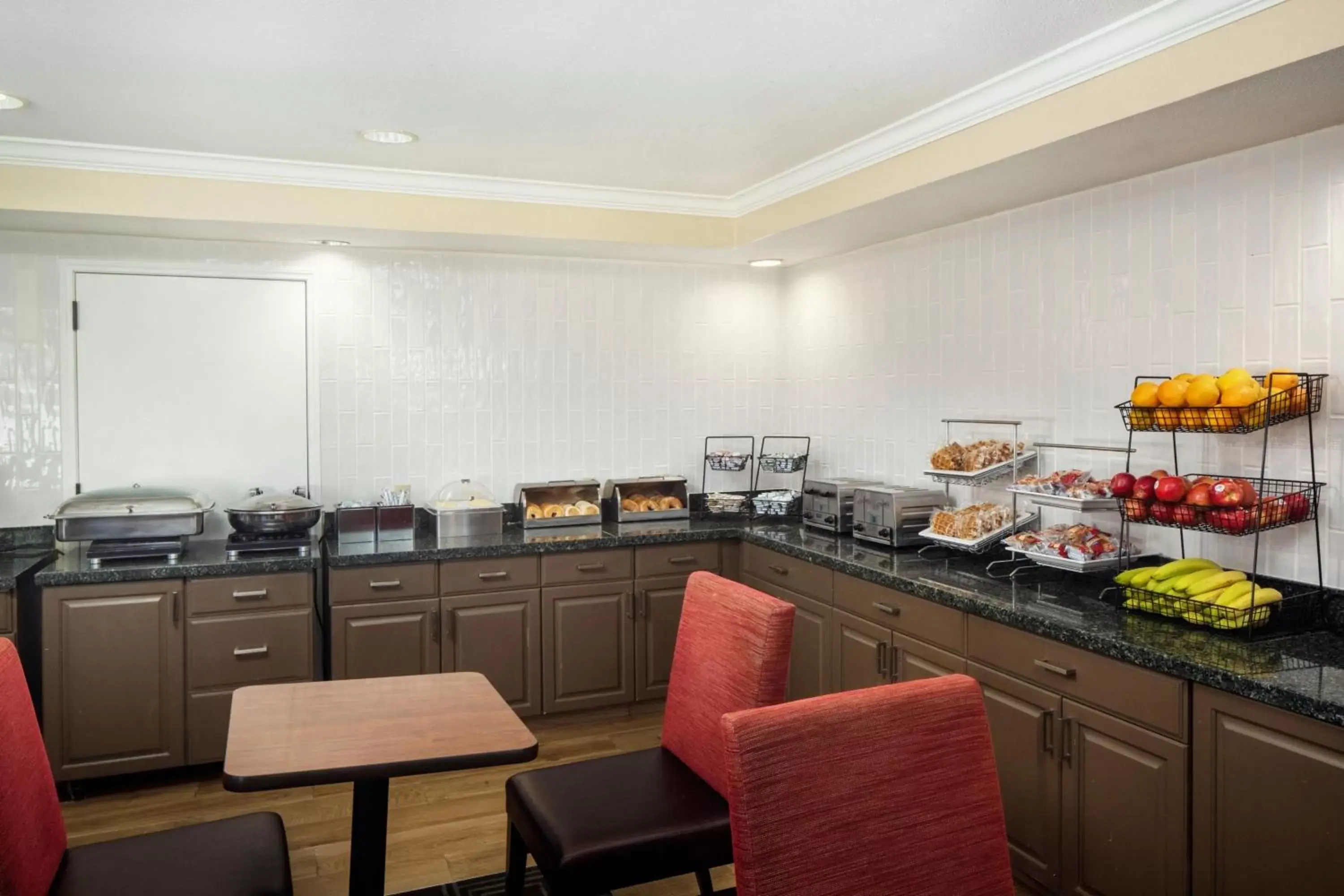 Breakfast, Restaurant/Places to Eat in TownePlace Suites by Marriott Springfield