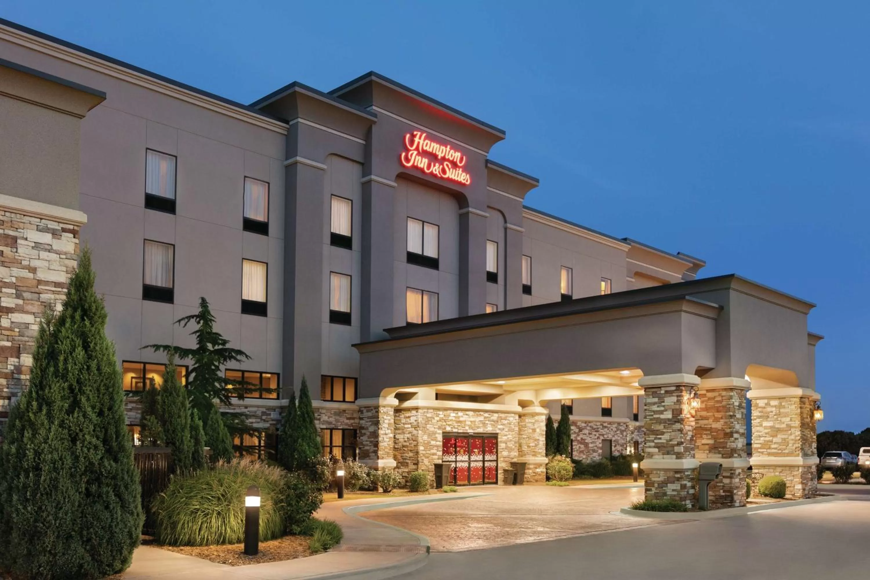 Property building in Hampton Inn & Suites Enid