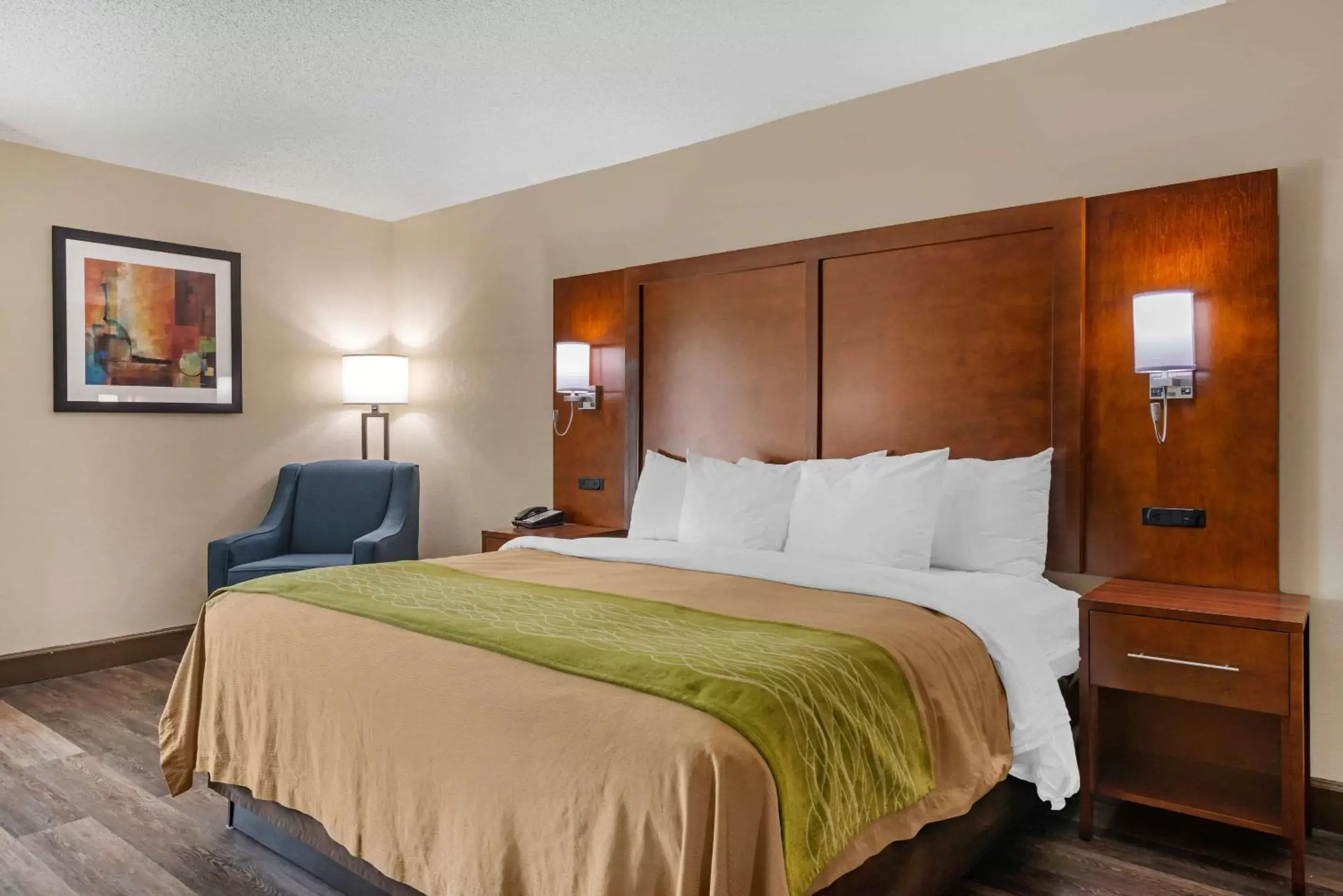 Photo of the whole room, Bed in Comfort Inn Yulee - Fernandina Beach