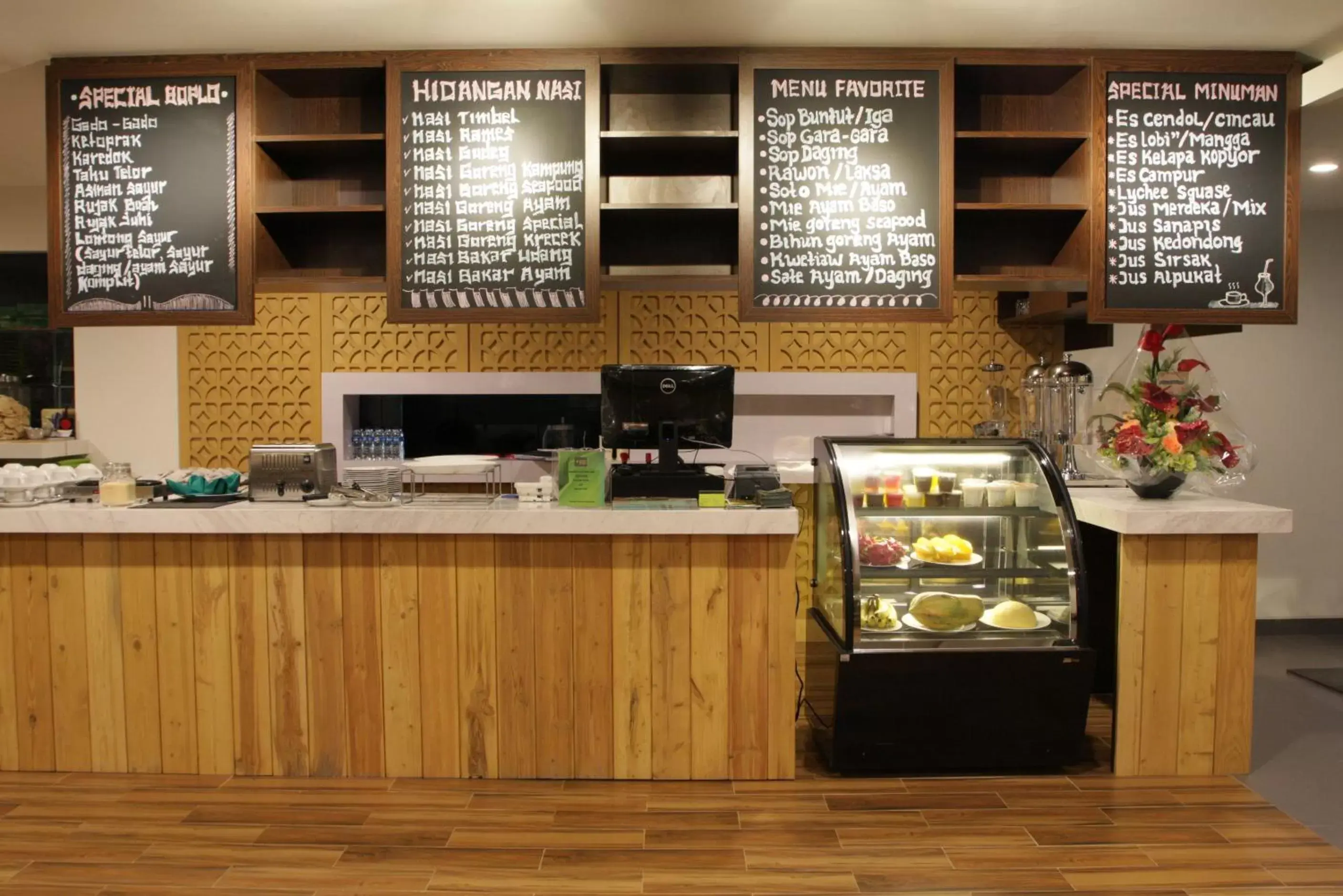 Restaurant/places to eat in MaxoneHotels at Kramat Restaurant/places to eat in MaxoneHotels at Kramat