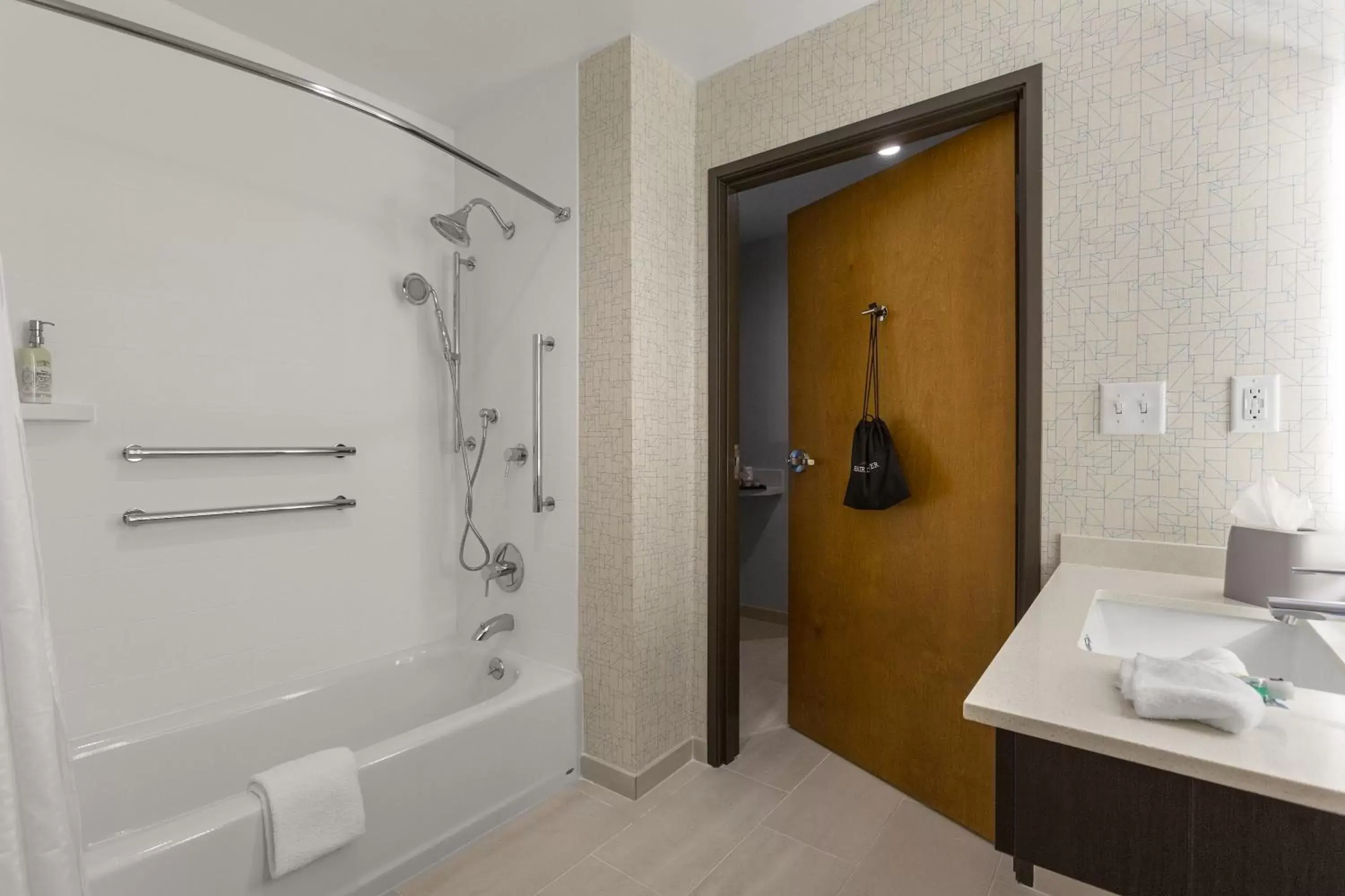Bathroom in Holiday Inn Express & Suites - Fayetteville South, an IHG Hotel