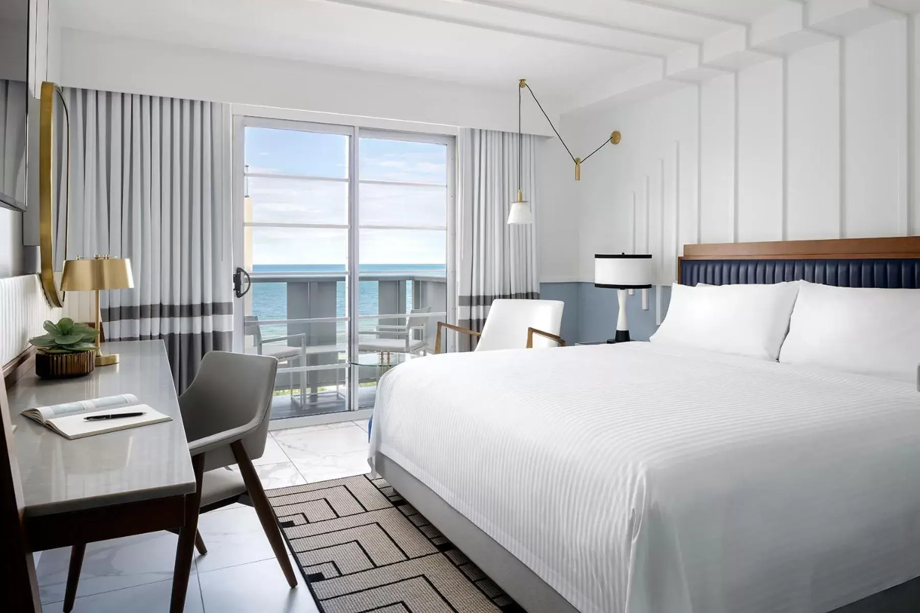 King Guest Room with Ocean View in Cadillac Hotel & Beach Club, Autograph Collection