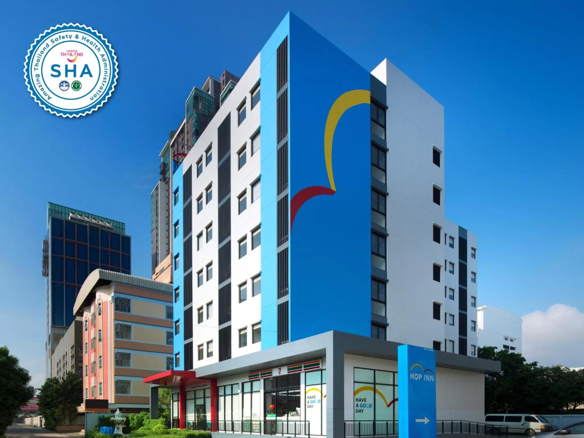 Certificate/Award in HOP INN Chaengwattana