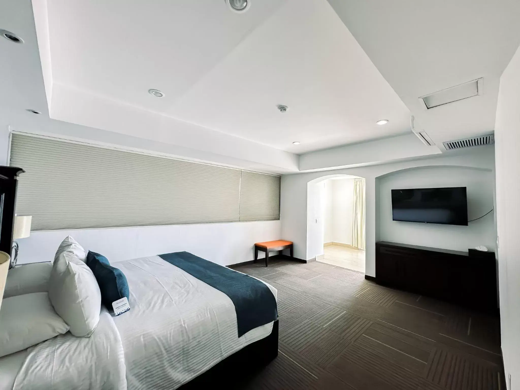 Bedroom, Bed in Hotel Stadium