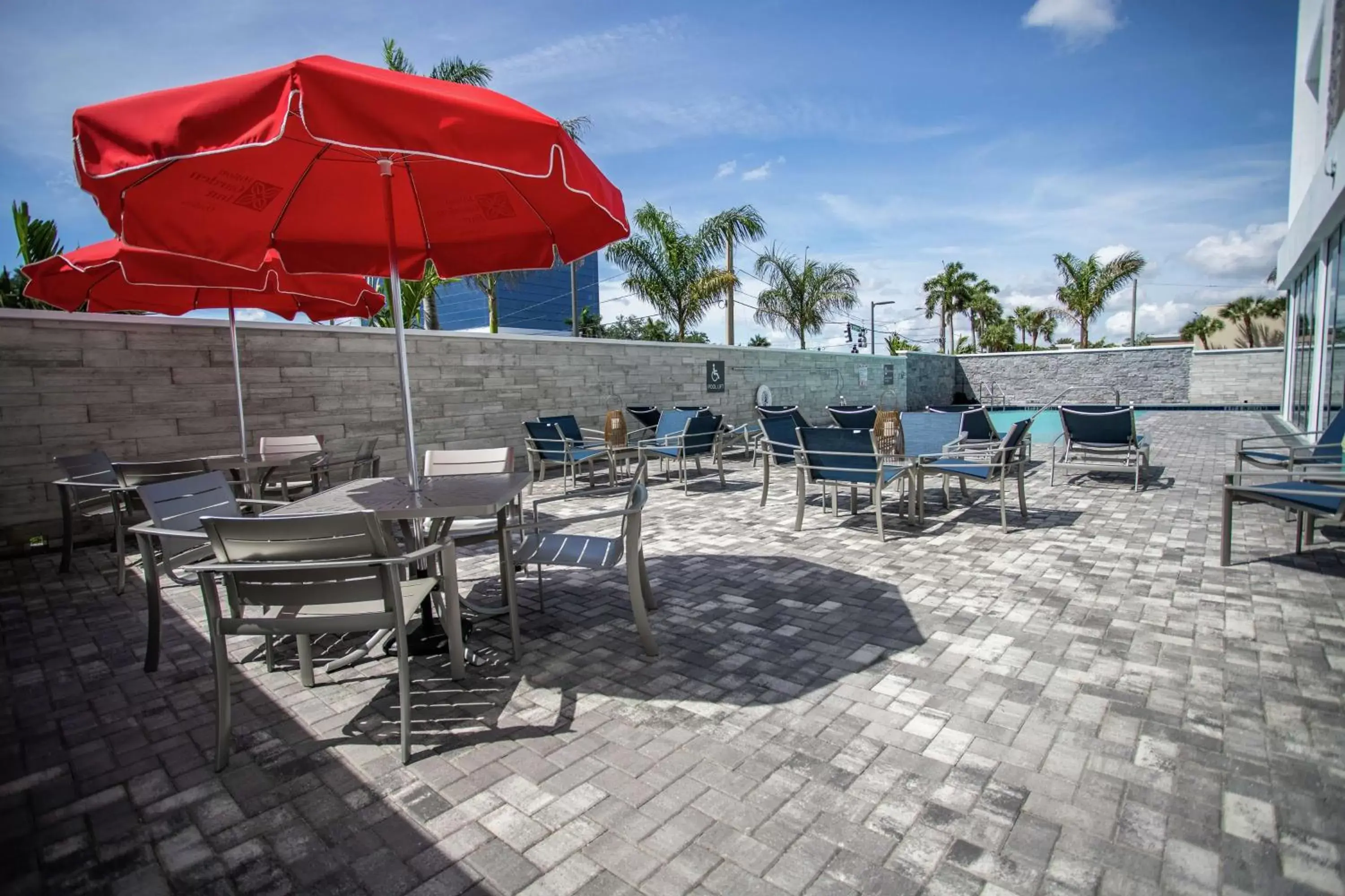 Patio, Patio/Outdoor Area in Hilton Garden Inn West Palm Beach I95 Outlets
