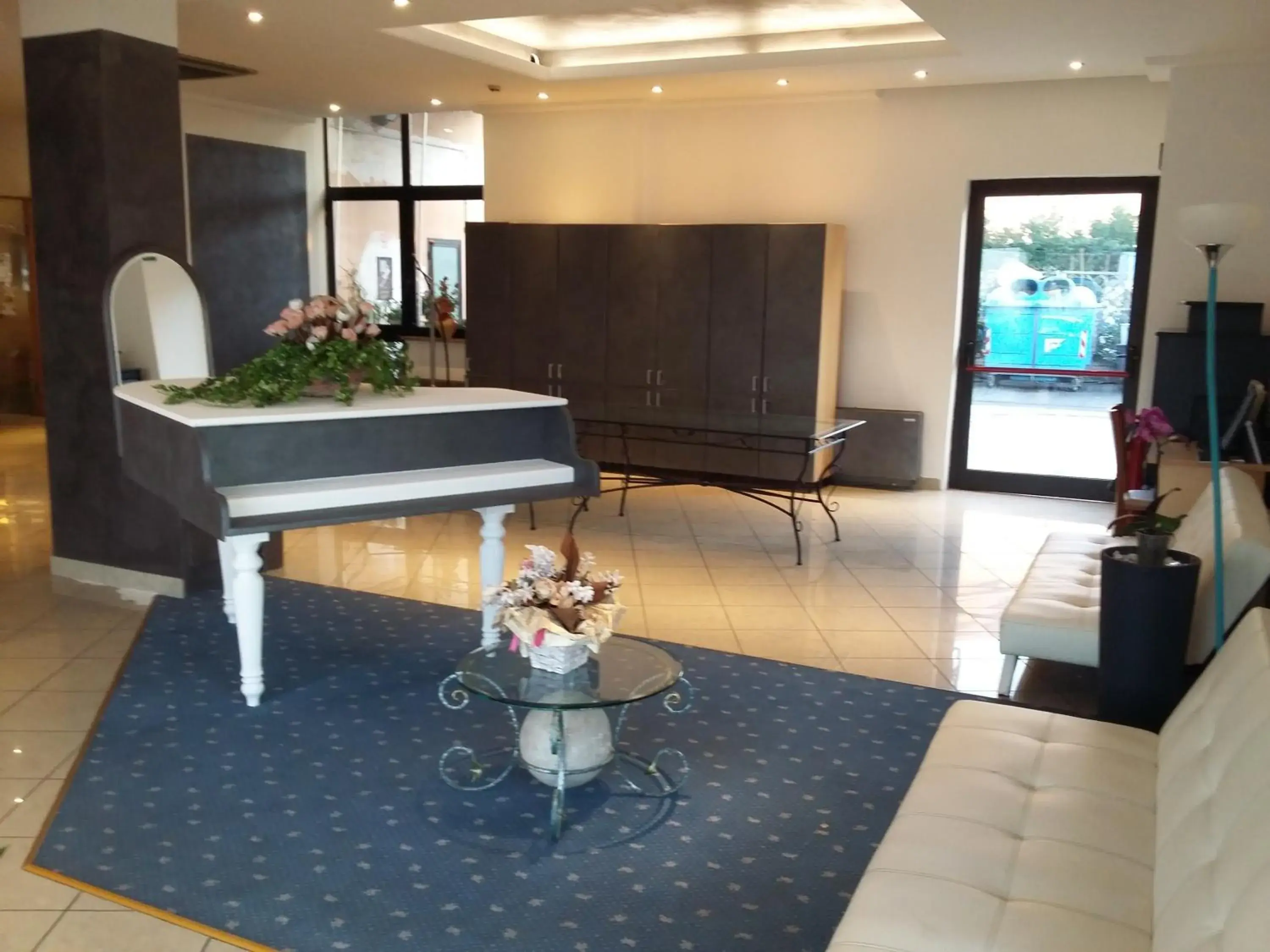 Lobby or reception, Seating Area in Hotel Villabella