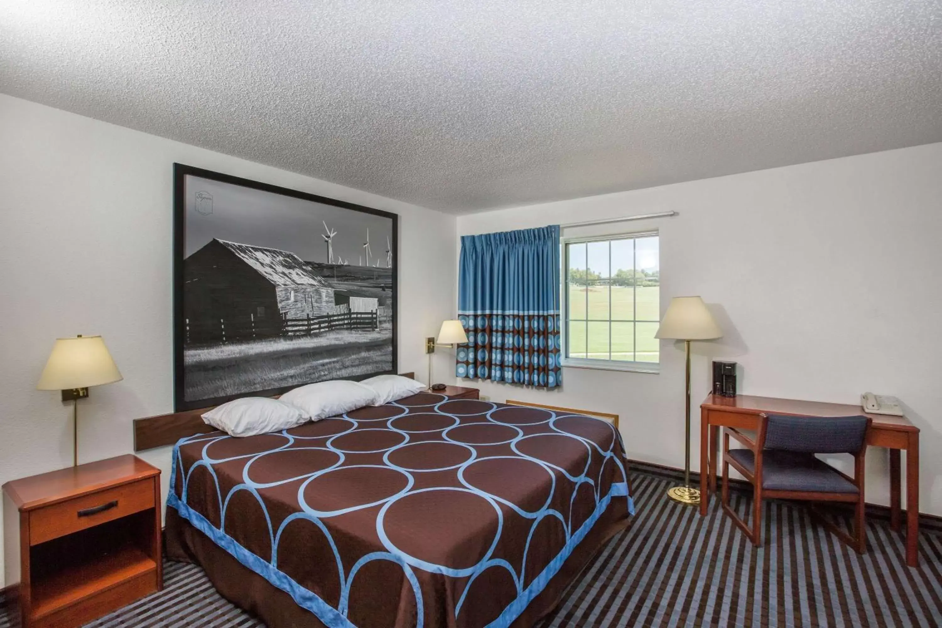 Photo of the whole room, Bed in Super 8 by Wyndham Ida Grove