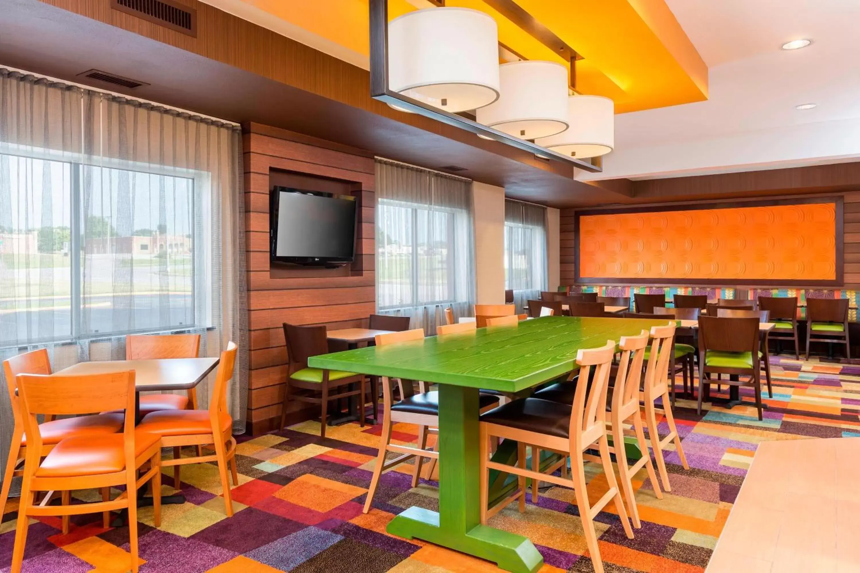 Restaurant/Places to Eat in Fairfield Inn & Suites Kansas City Lee's Summit