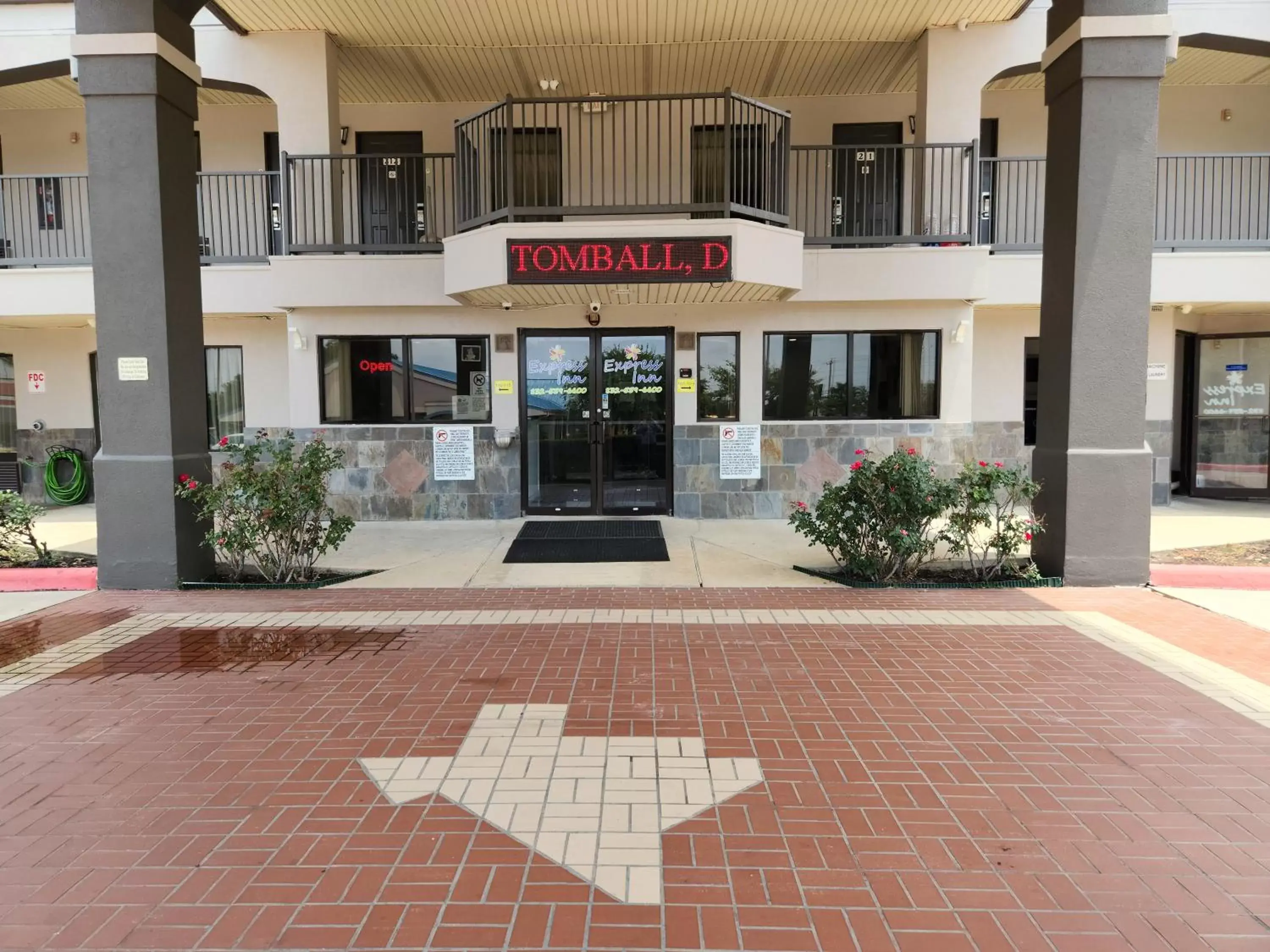 Facade/entrance in Express Inn Tomball