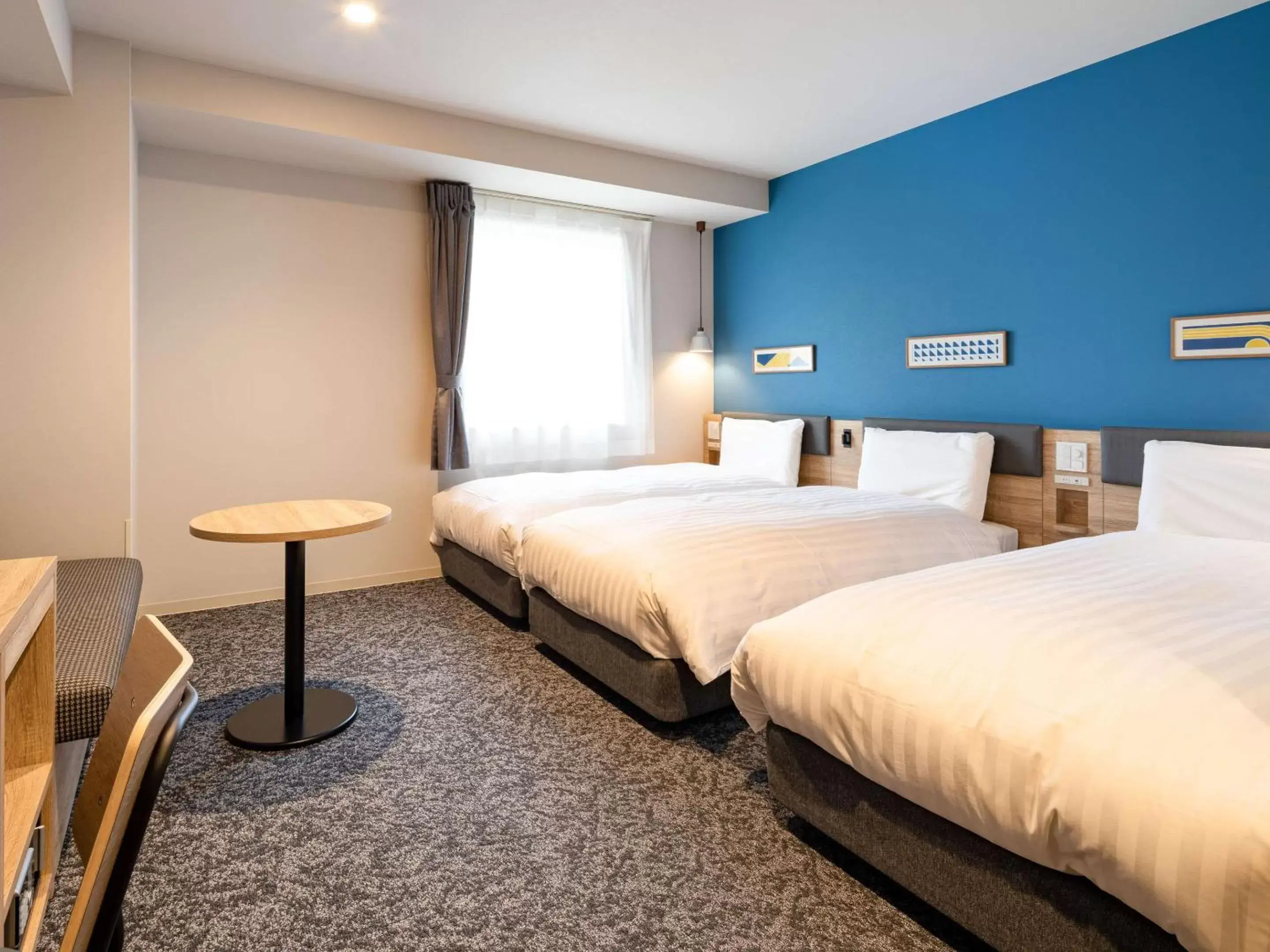Bedroom, Bed in Comfort Hotel Takamatsu