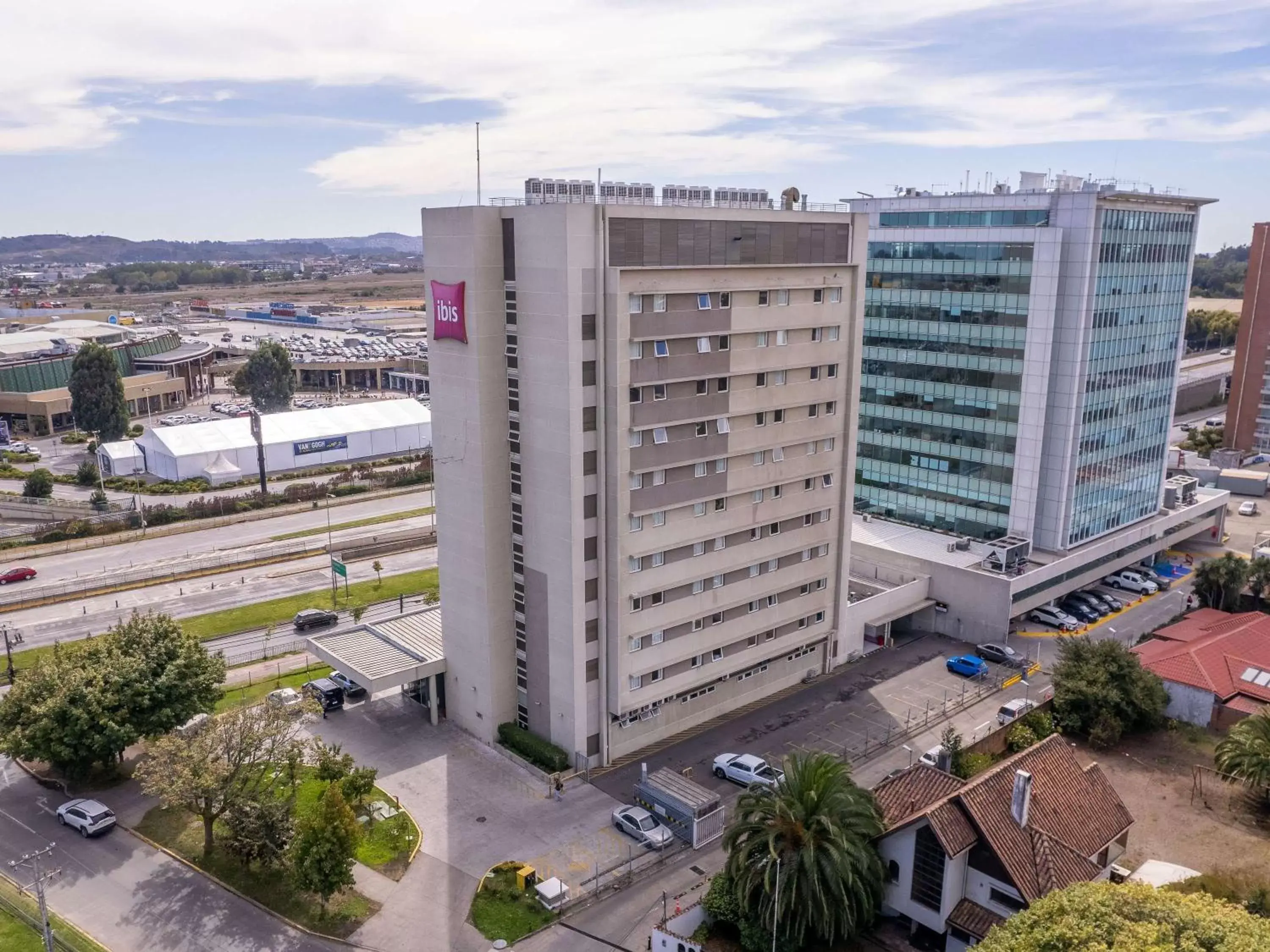 Property building in ibis Concepcion Property building in ibis Concepcion