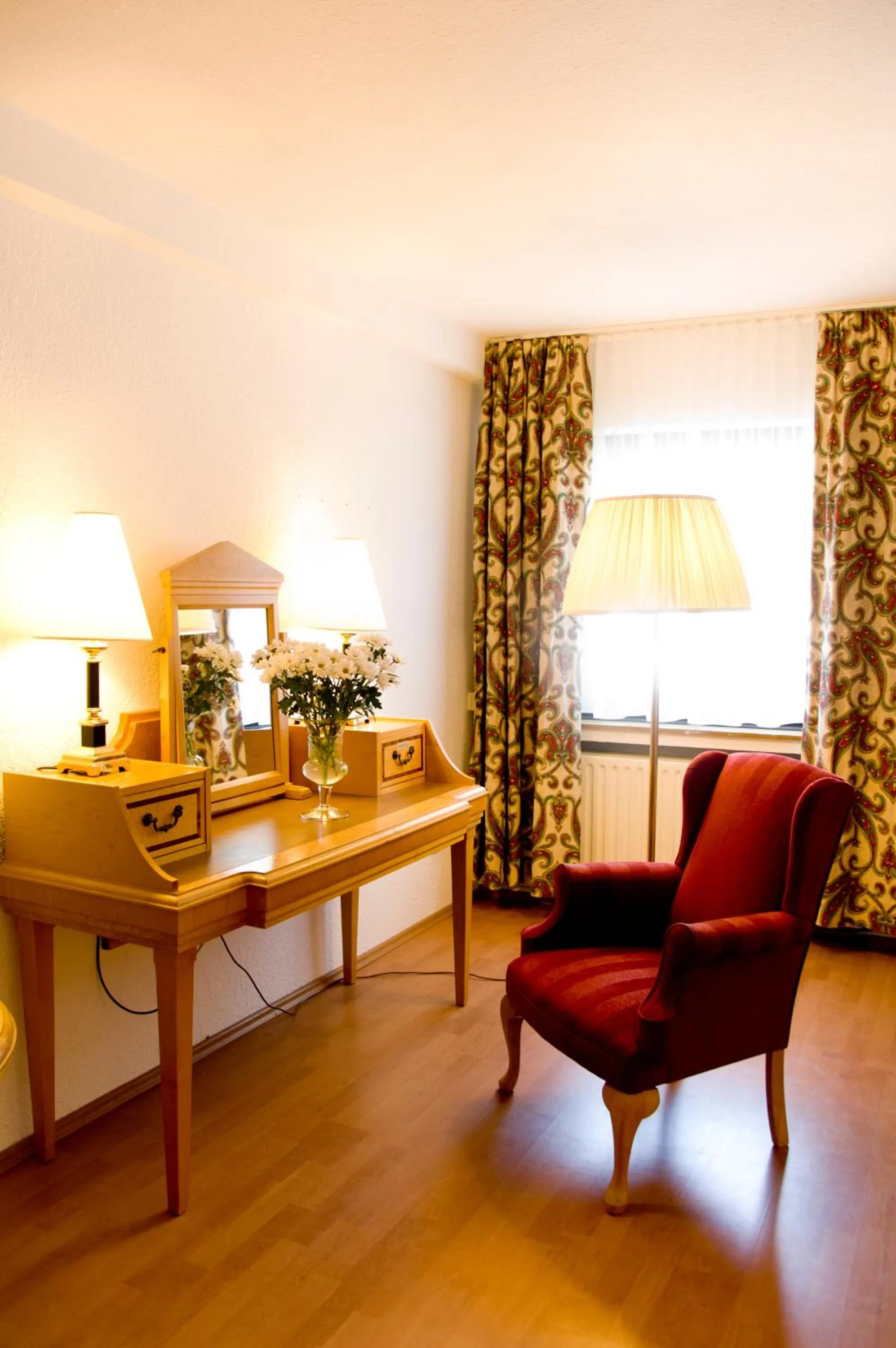 Seating area in Hotel Kölner Hof Refrath