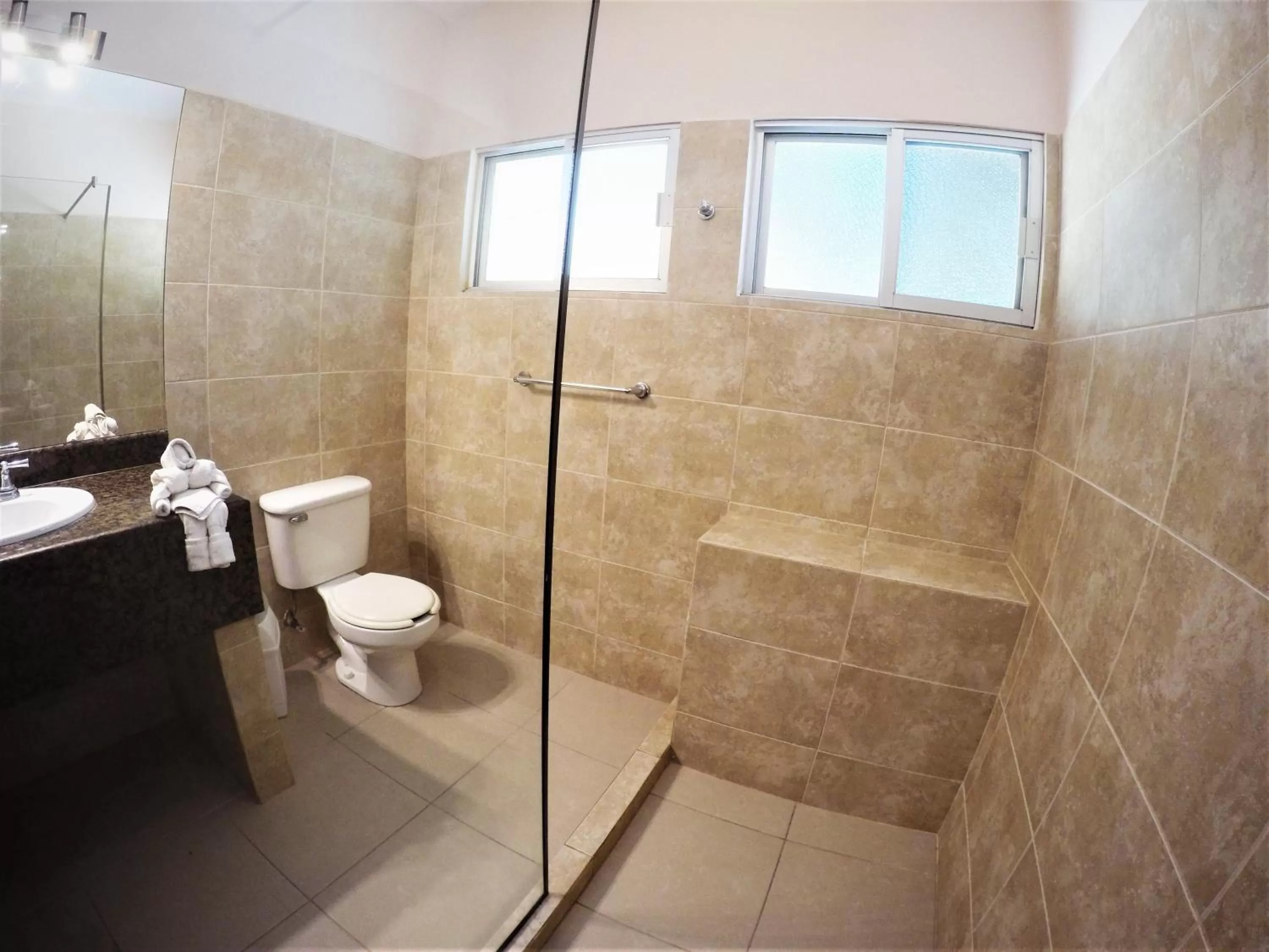 Bathroom in Hotel LunaSol