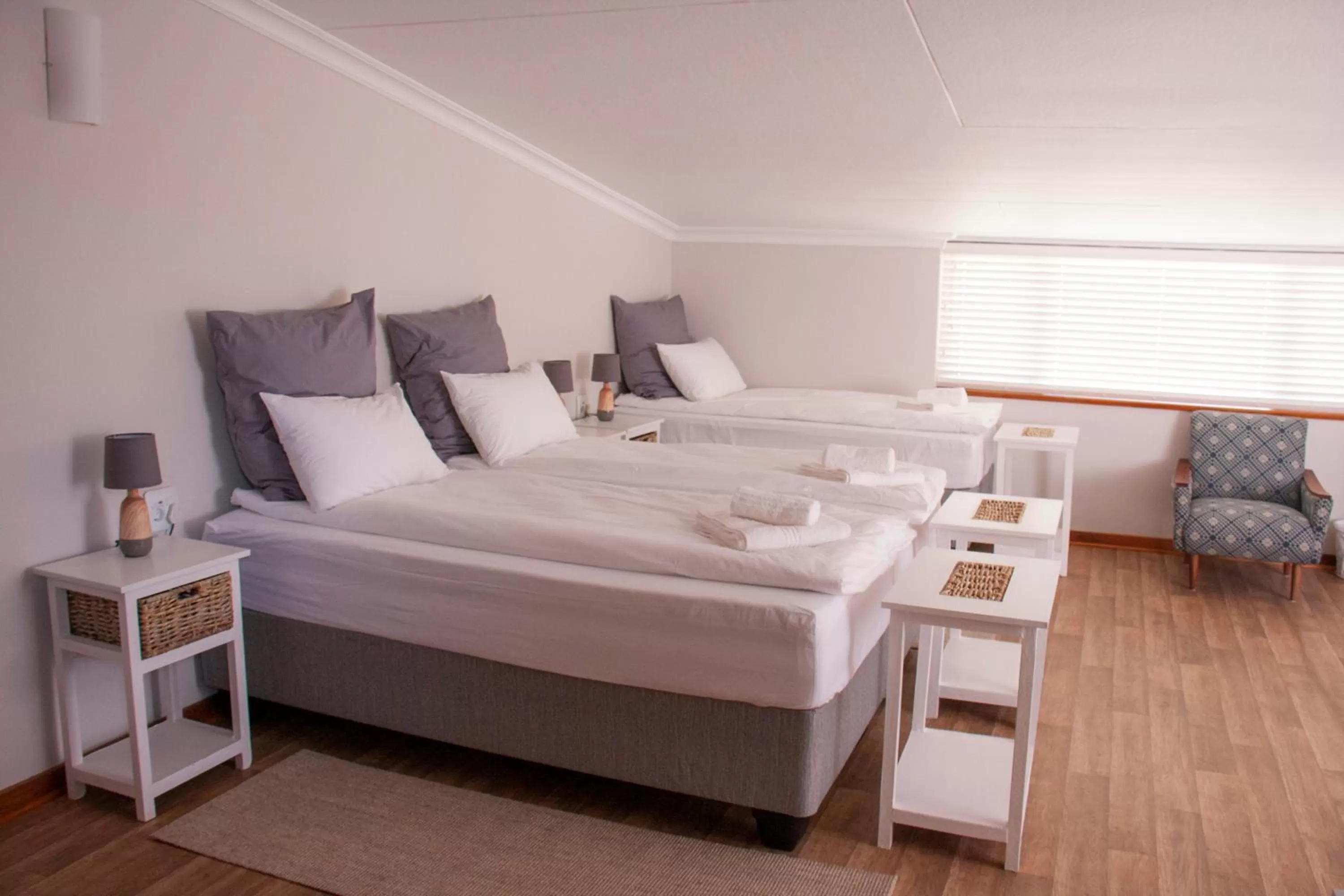 Bedroom, Bed in Kramersdorf Guesthouse