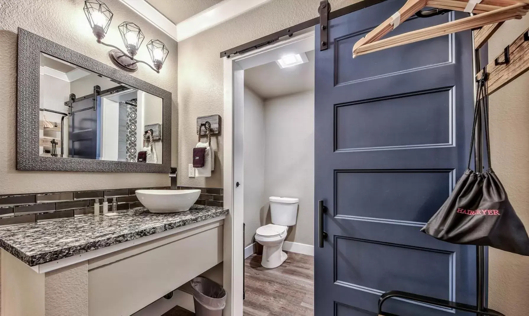 Bathroom in The Elet Hotel