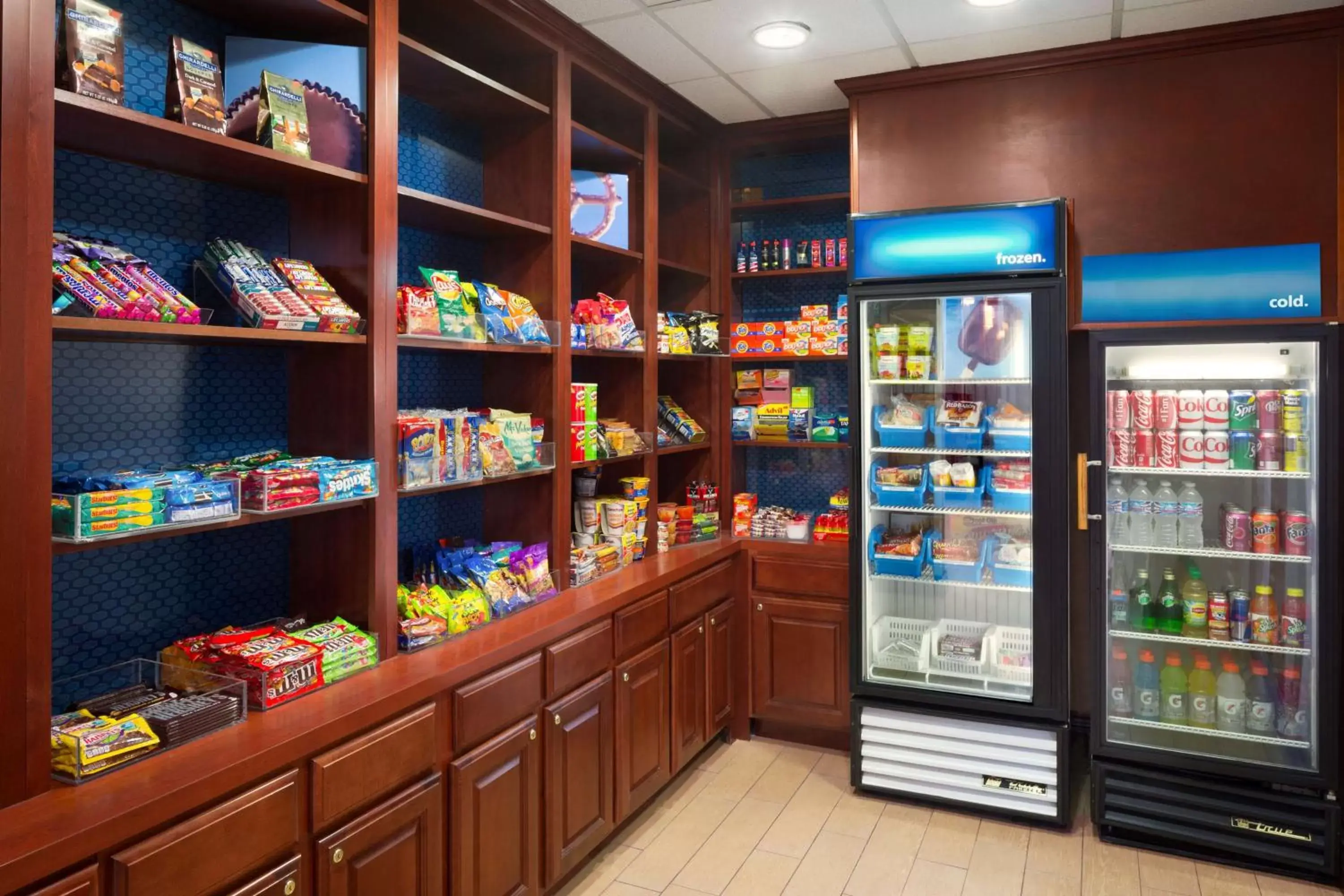 Restaurant/places to eat in Hampton Inn & Suites Detroit Sterling Heights Restaurant/places to eat in Hampton Inn & Suites Detroit Sterling Heights