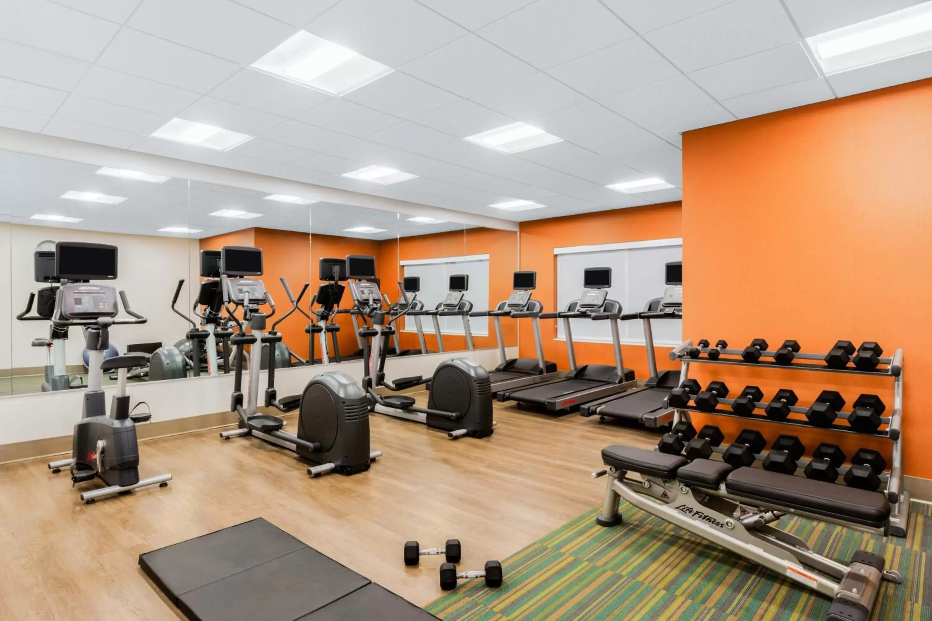 Fitness centre/facilities in Holiday Inn Express & Suites - Union Gap - Yakima Area by IHG Fitness centre/facilities in Holiday Inn Express & Suites - Union Gap - Yakima Area by IHG