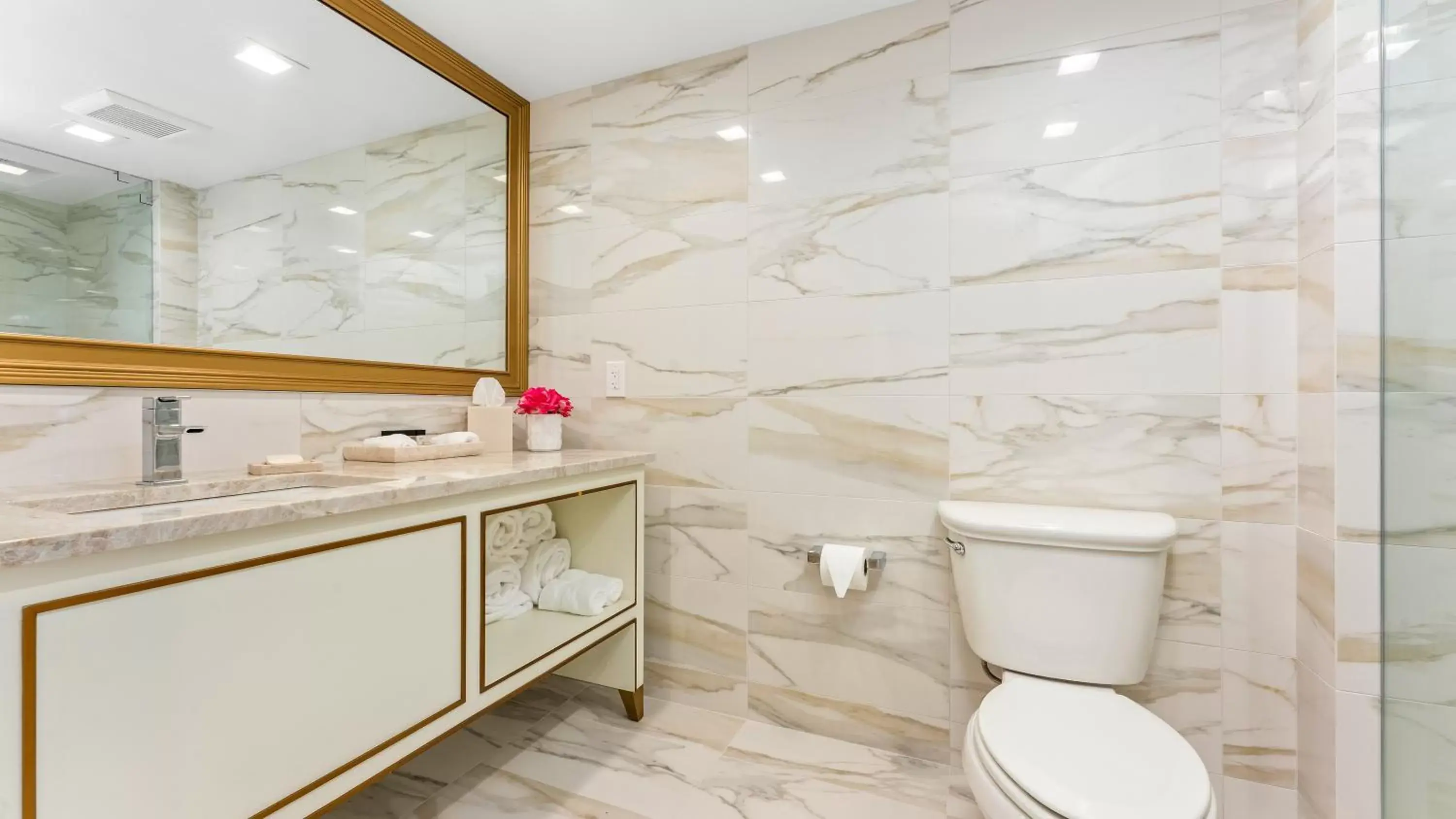 Bathroom in La Mer Beachfront Resort