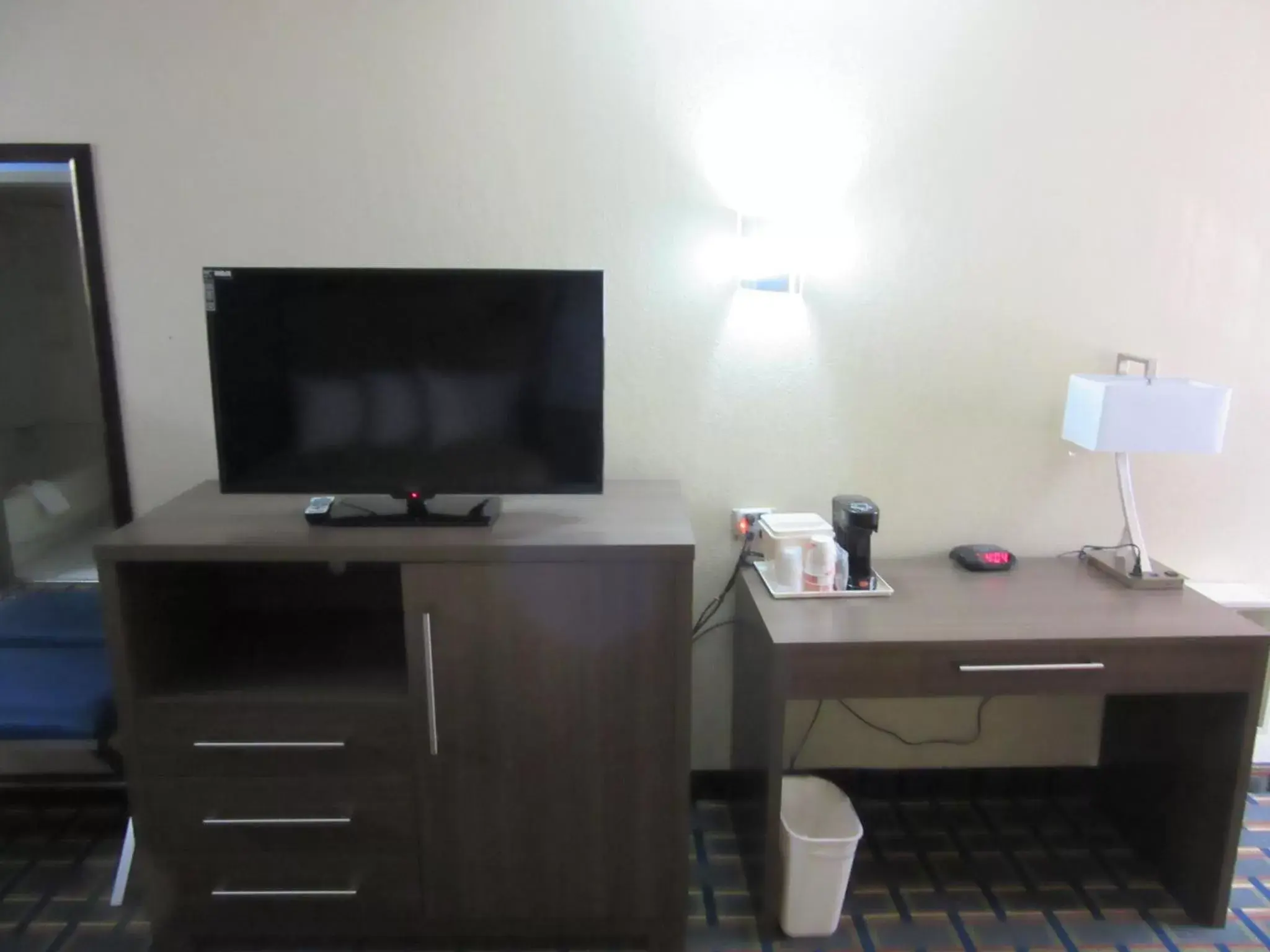 TV/Entertainment Center in Quality Inn & Suites near Six Flags East