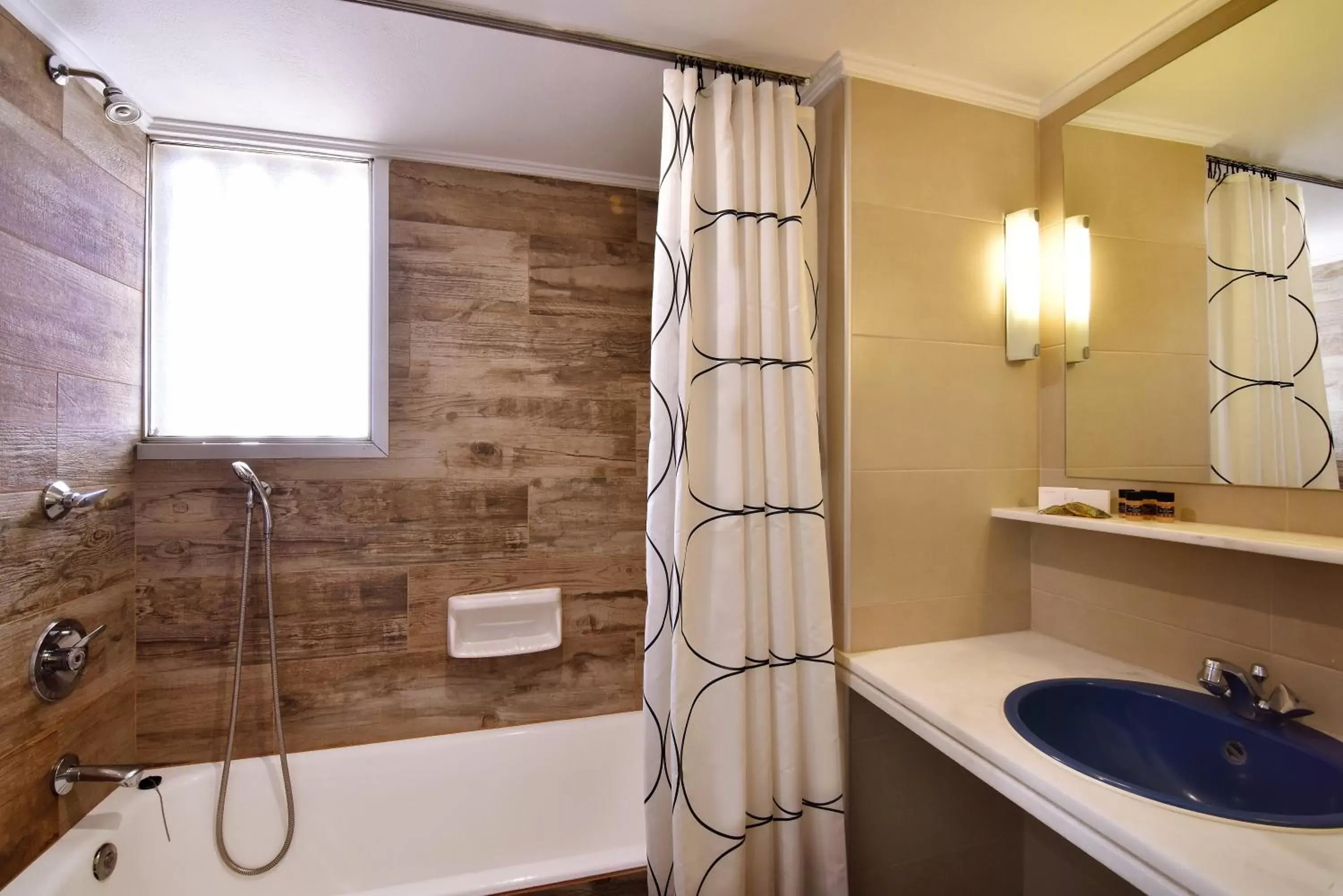 Bathroom in Marina Alimos Hotel Apartments