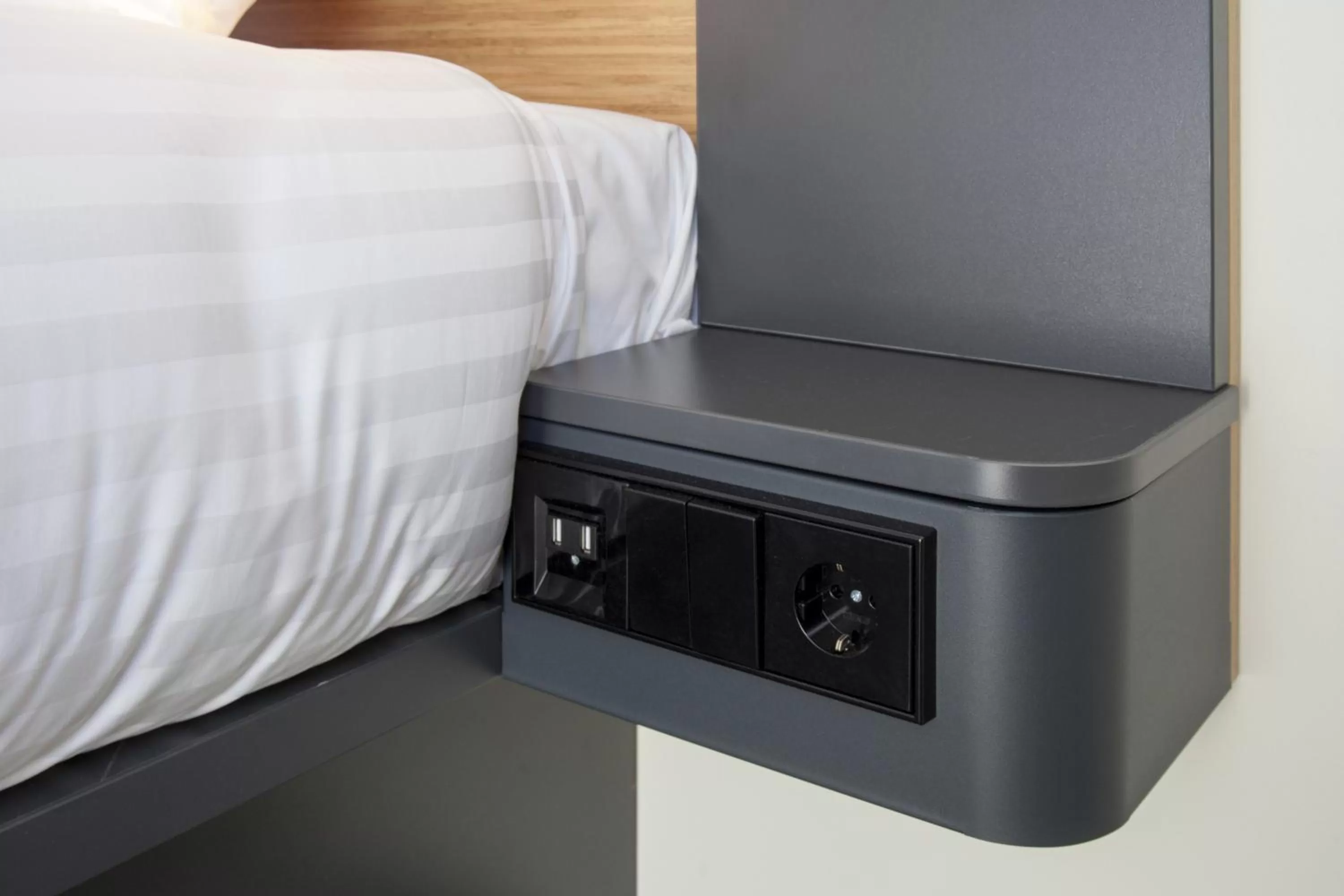 Decorative detail, Bed in easyHotel Amsterdam Zaandam