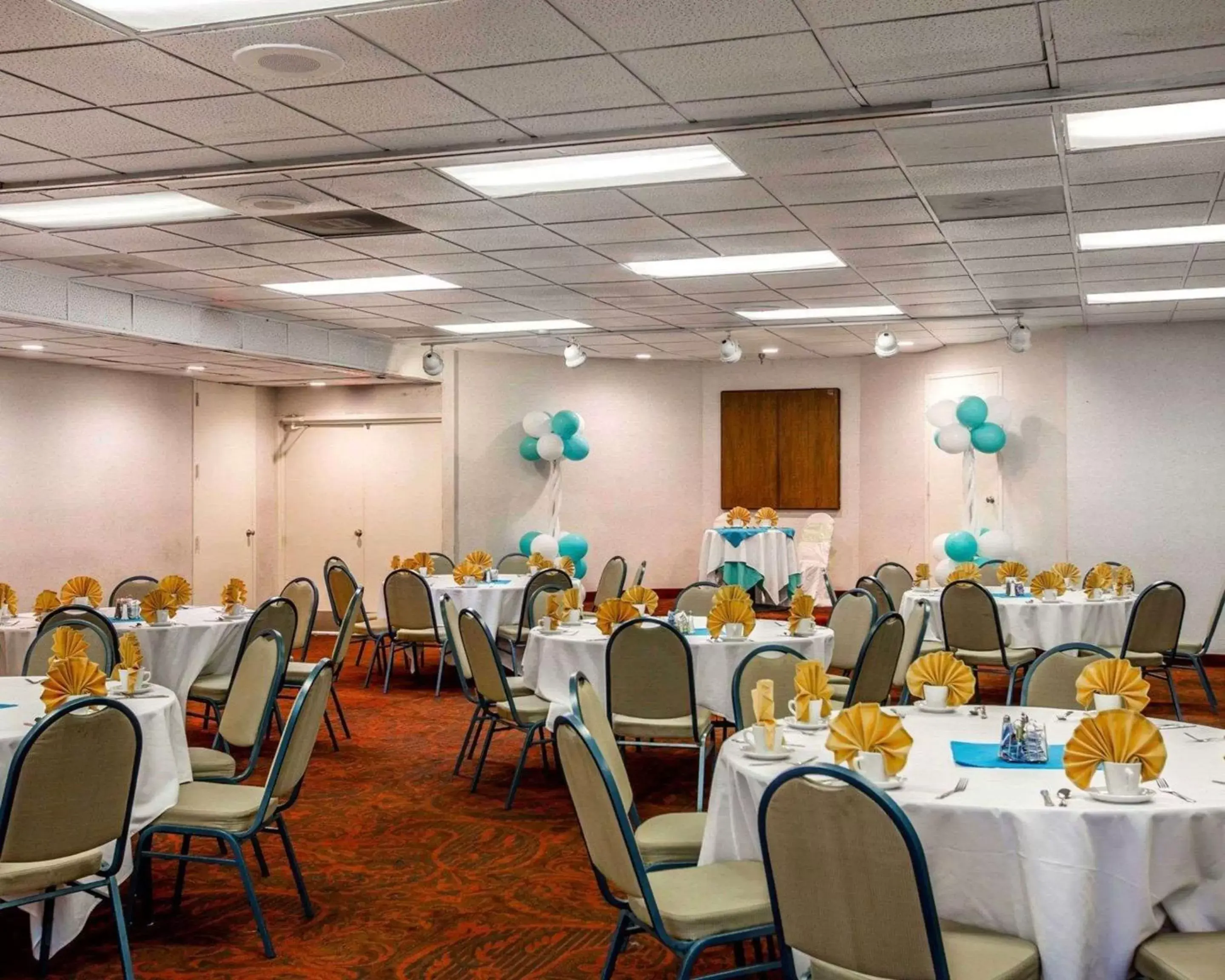 On site, Banquet Facilities in Quality Inn & Suites Montebello - Los Angeles