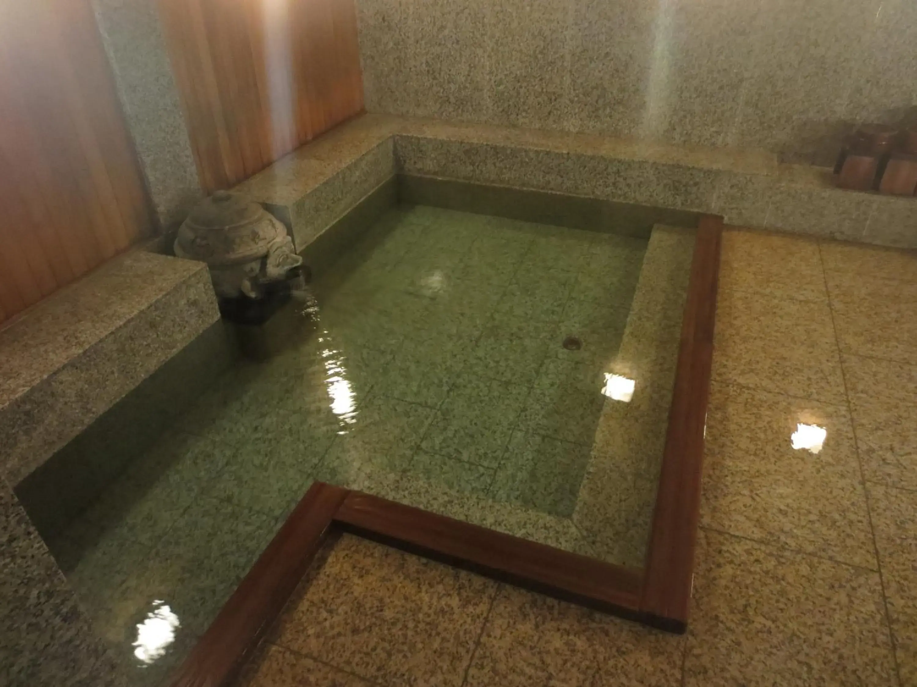 Open Air Bath in K's House Ito Onsen - Historical Ryokan Hostel