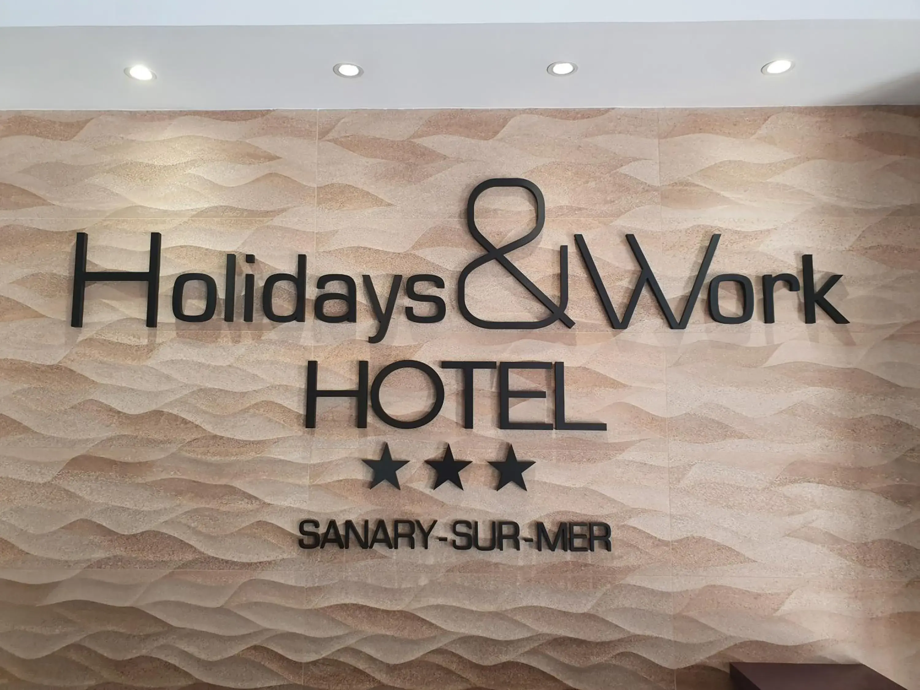Lobby or reception in Holidays & Work HOTEL