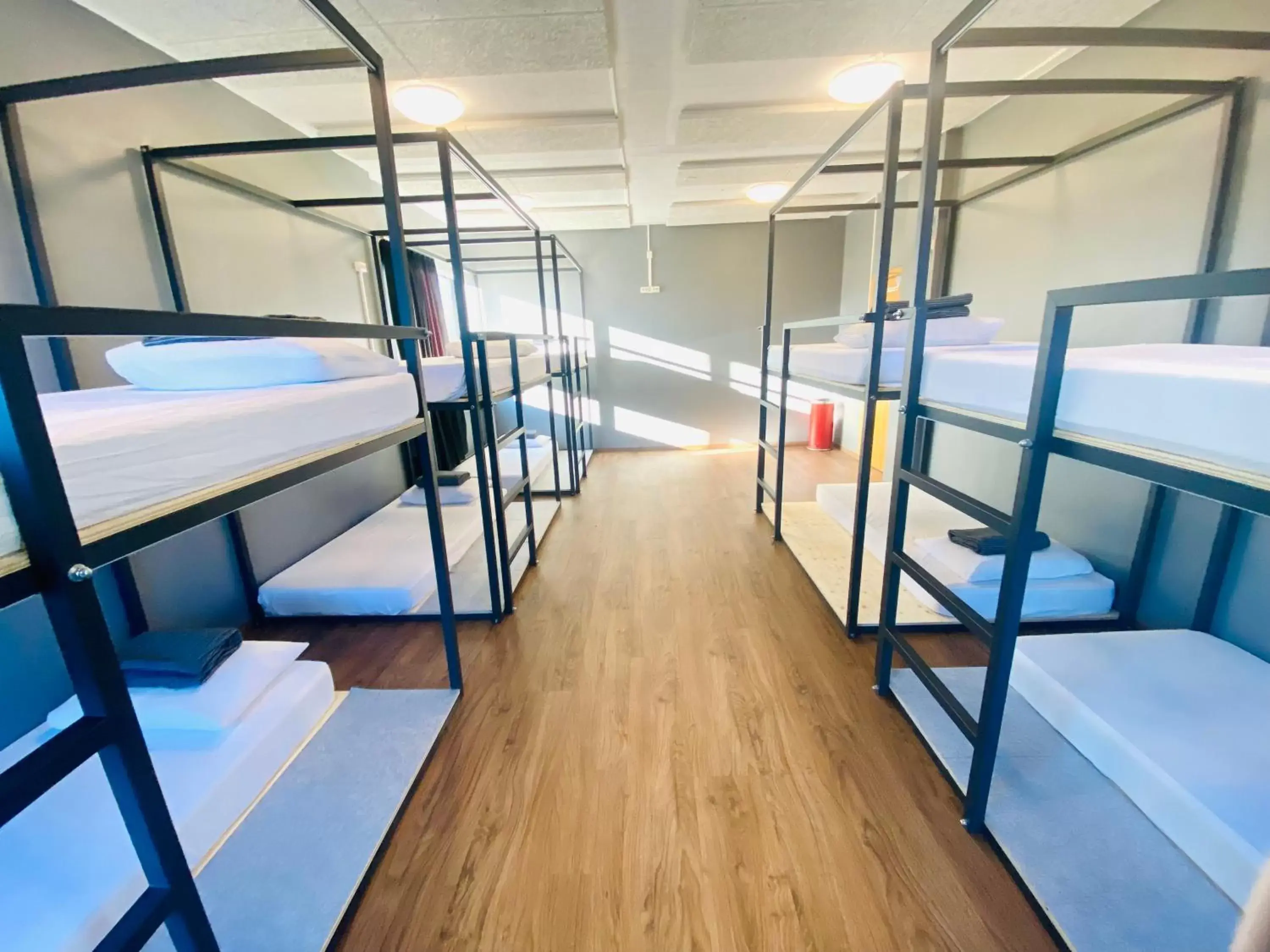 Bed, Bunk Bed in Bus Hostel