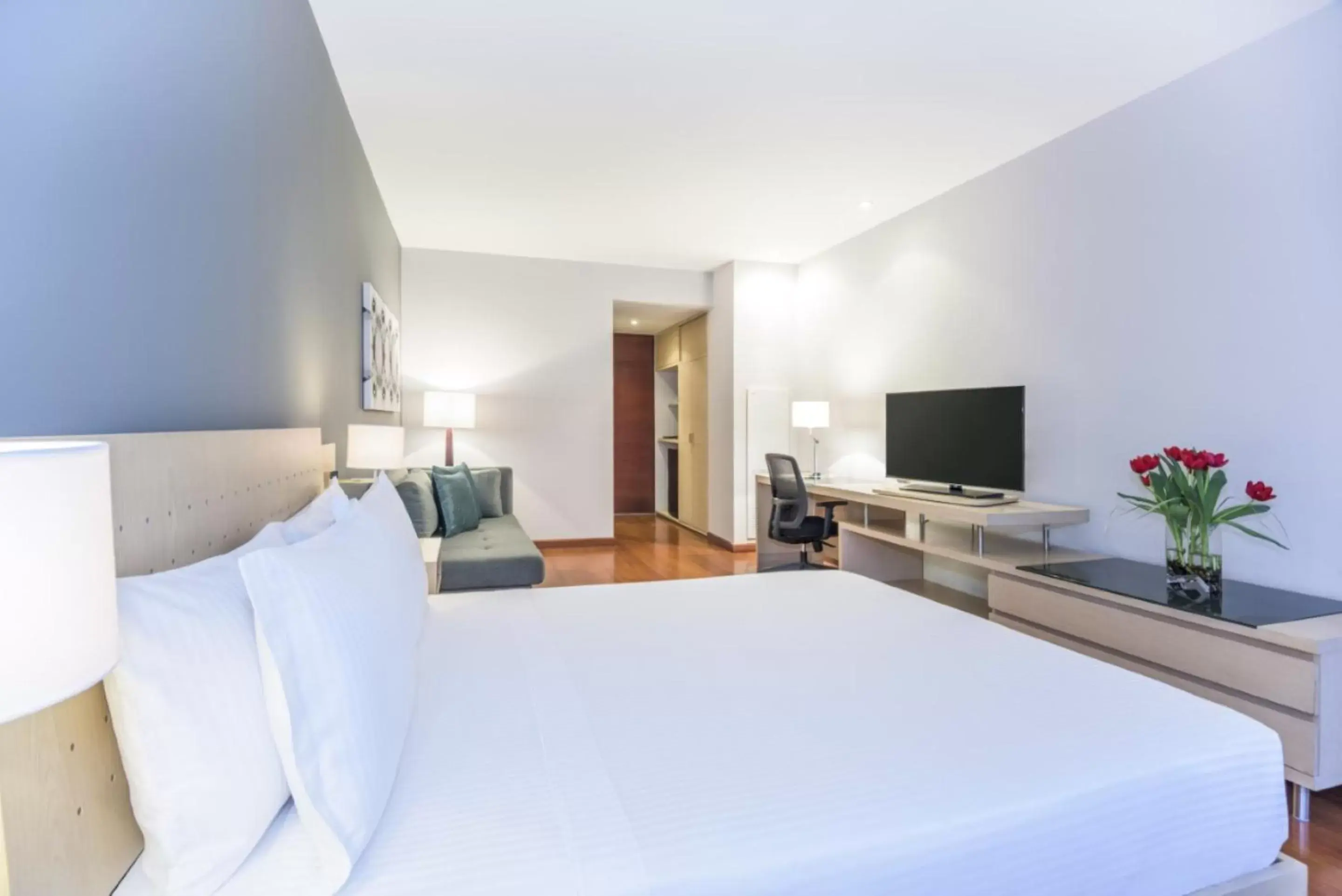 Bedroom, Bed in Cosmos 100 Hotel & Centro de Convenciones - Hoteles Cosmos