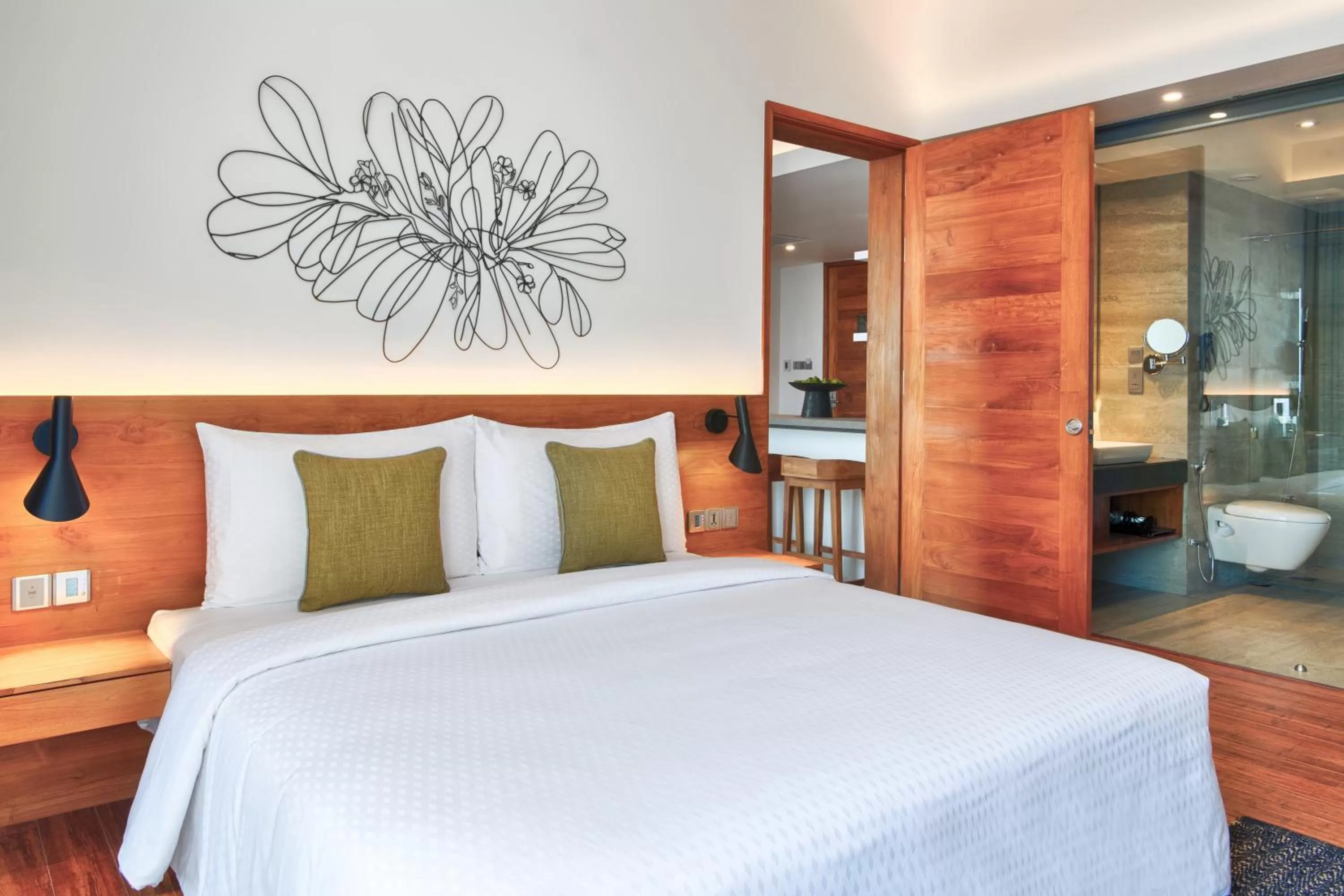 Bathroom, Bed in Jetwing Colombo Seven