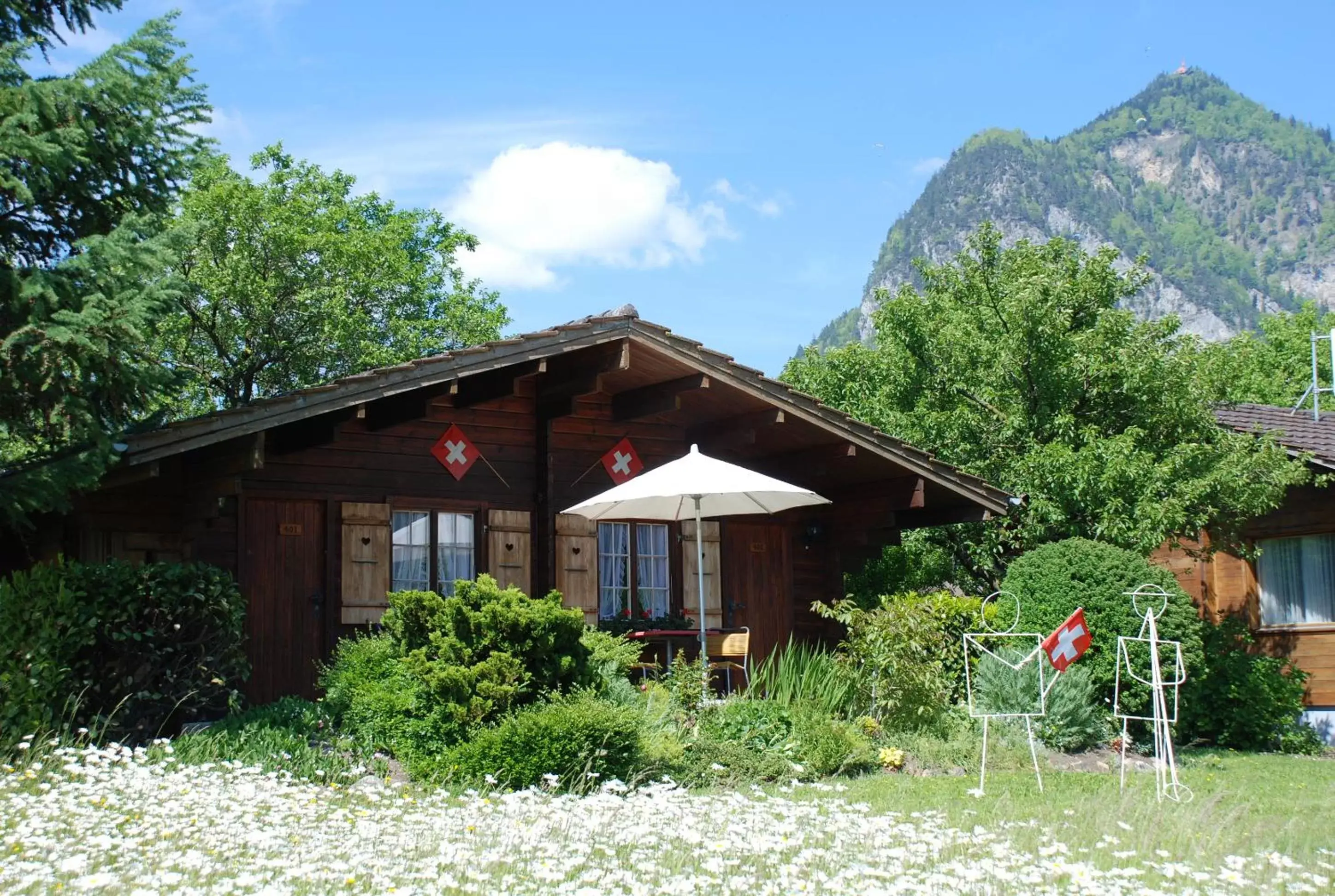 Property Building in Salzano Basic Rooms Interlaken