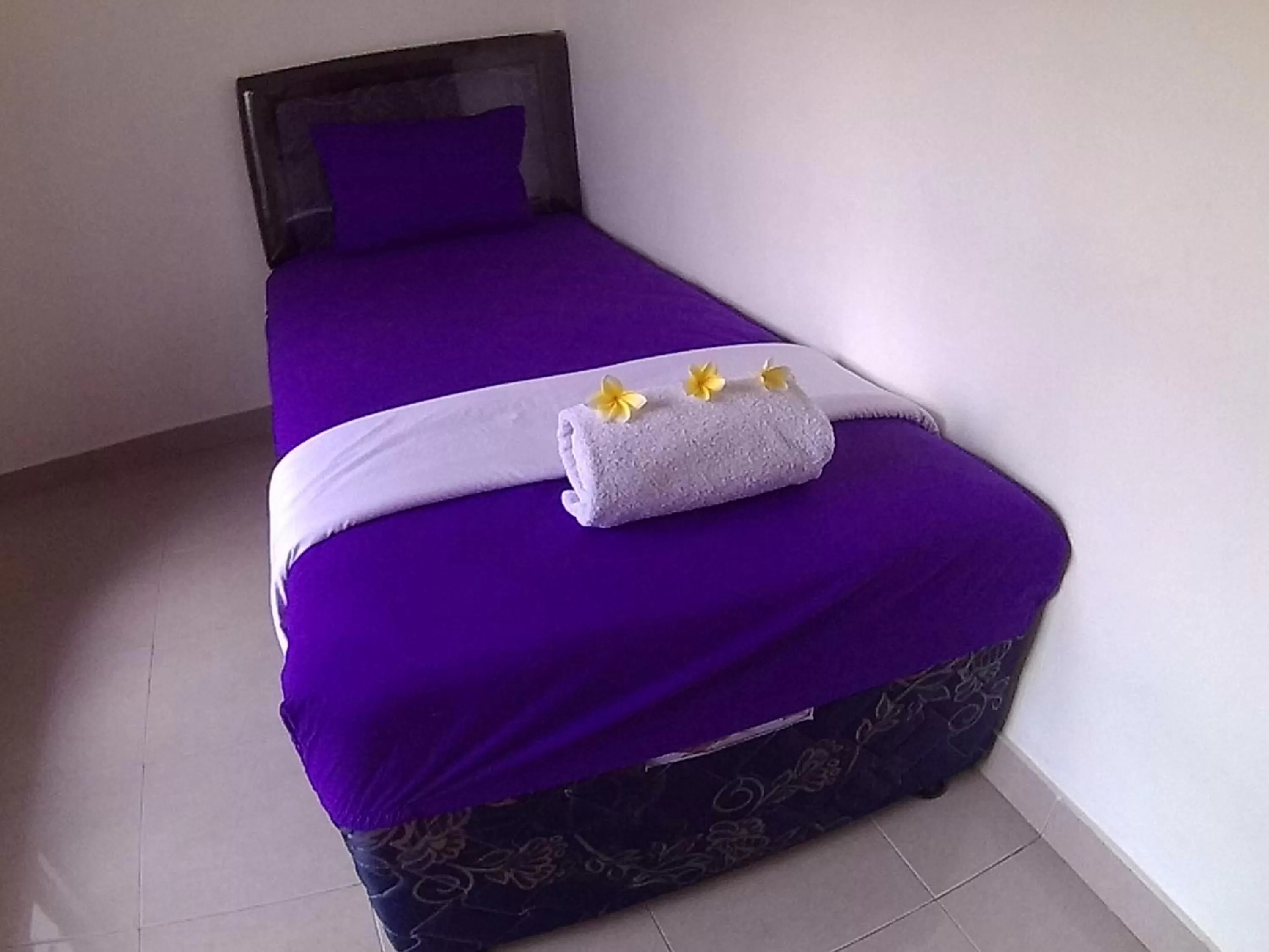 Bed in 24/7 Bed & Breakfast