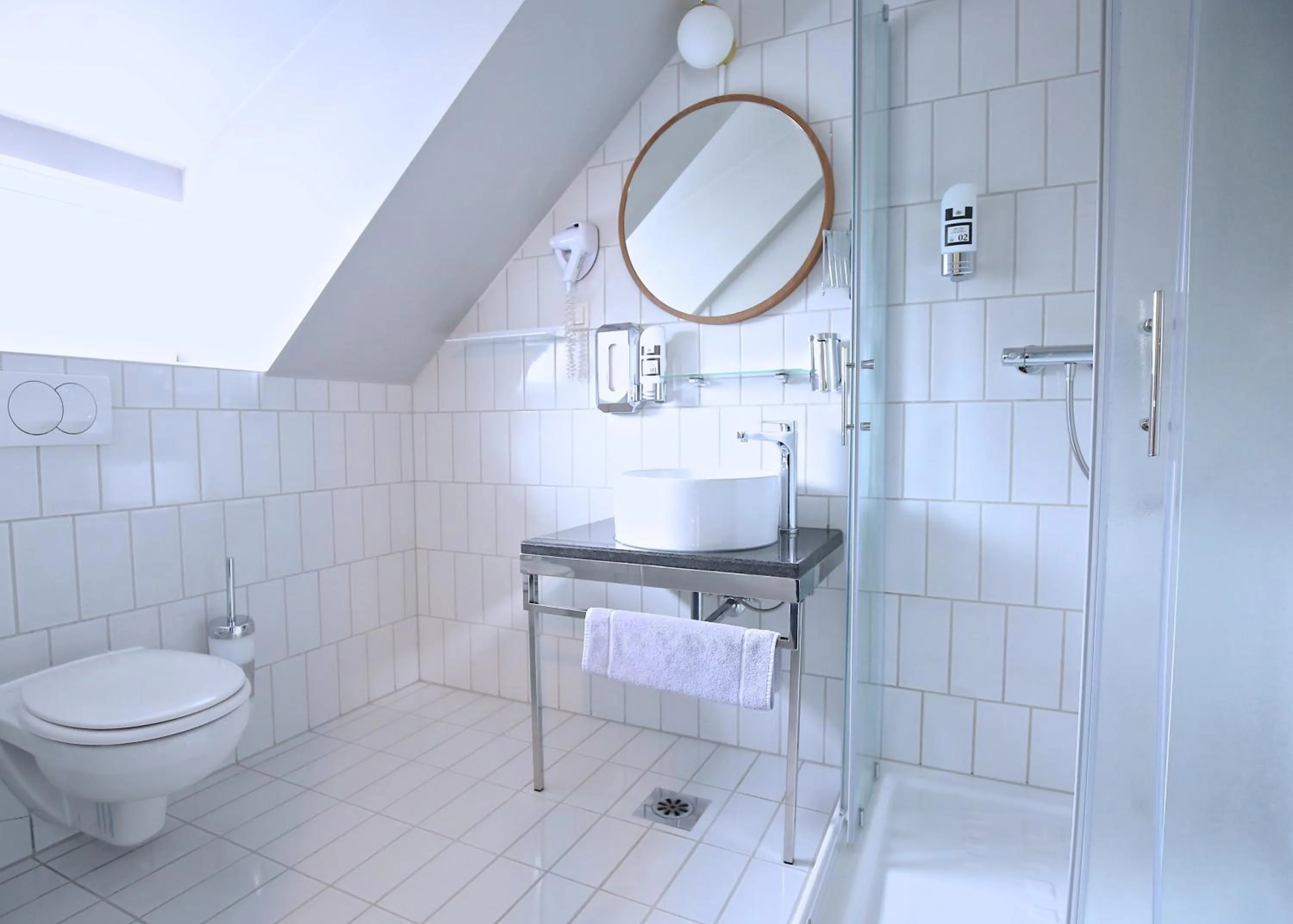 Bathroom in Das Schreder Hotel