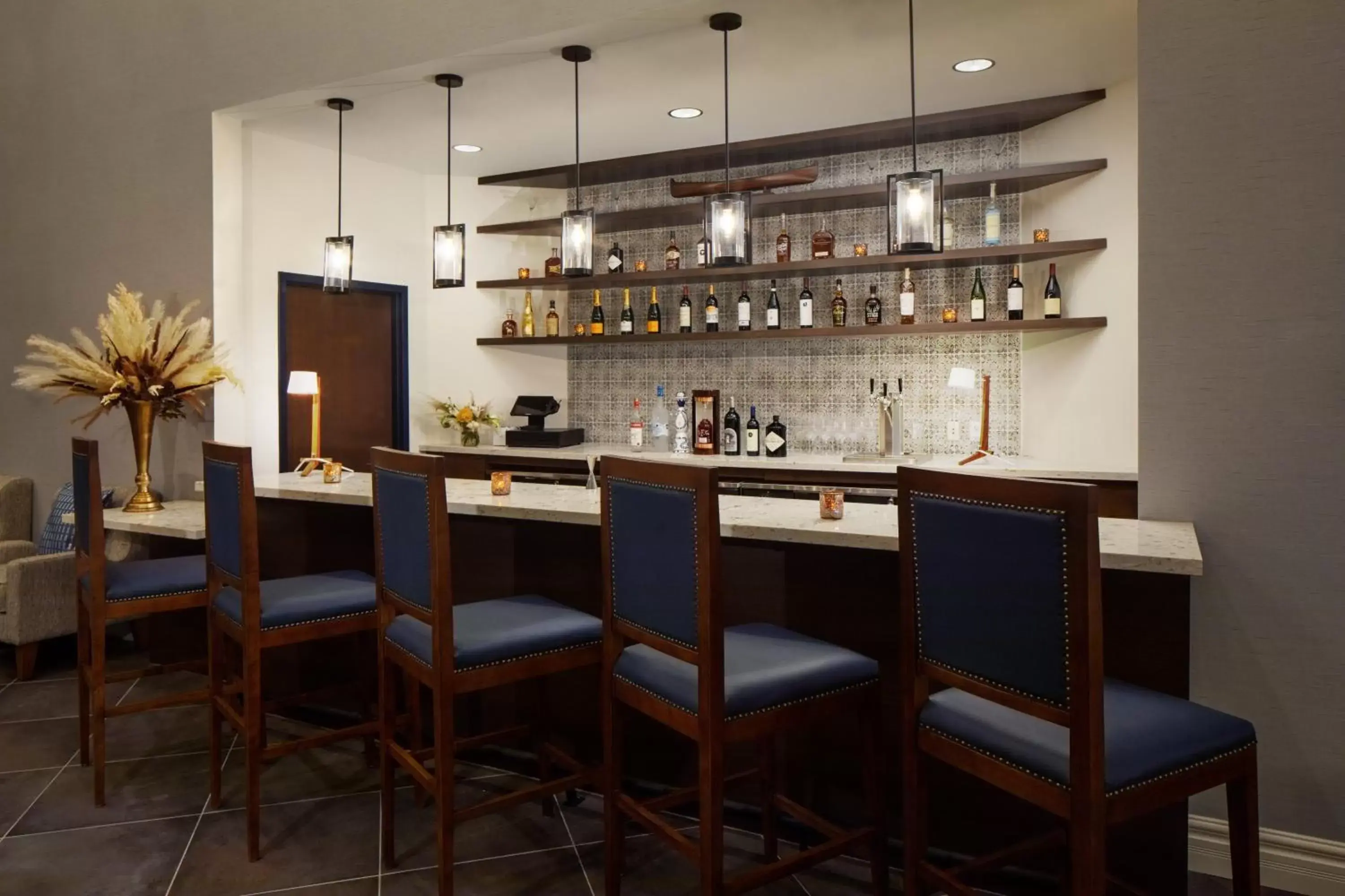 Lounge or bar in voco Saranac Lake NY - Waterfront by IHG Lounge or bar in voco Saranac Lake NY - Waterfront by IHG